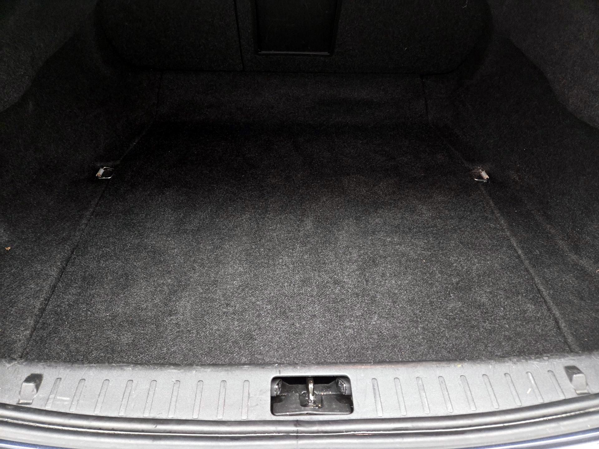 Thumbnail: 2015 Volvo S60 - 18