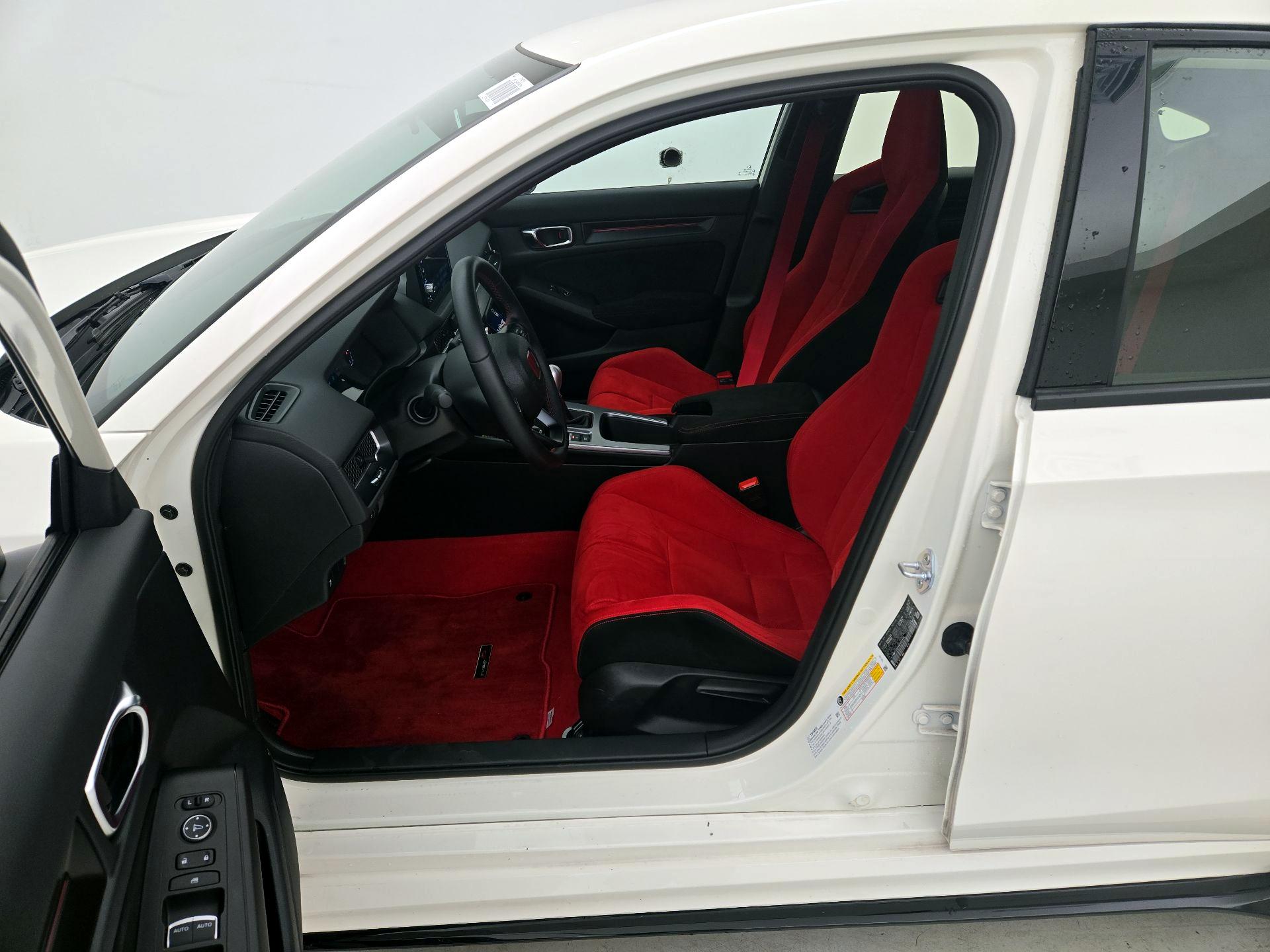 Thumbnail: 2024 Honda Civic - 11