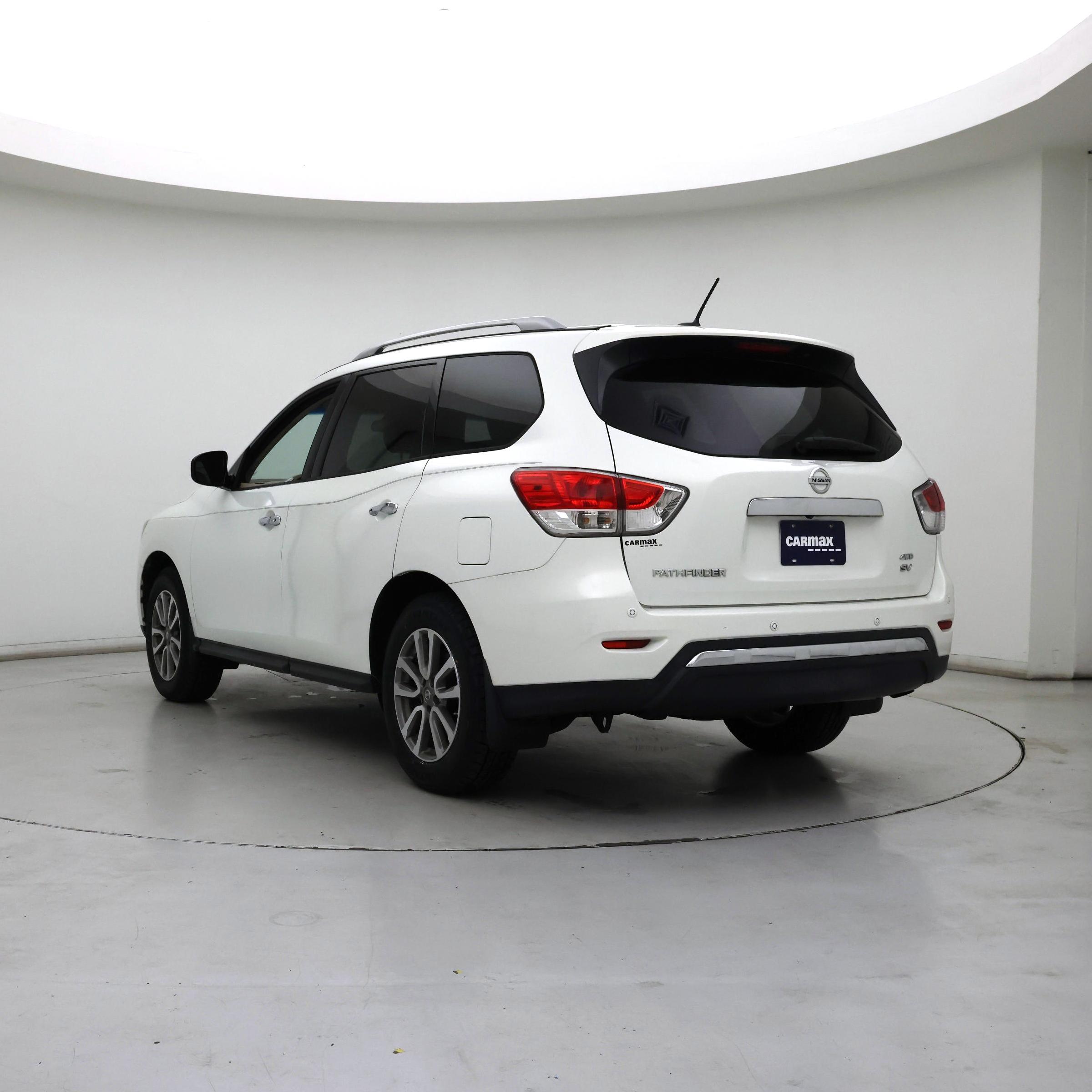 Thumbnail: 2014 Nissan Pathfinder - 2