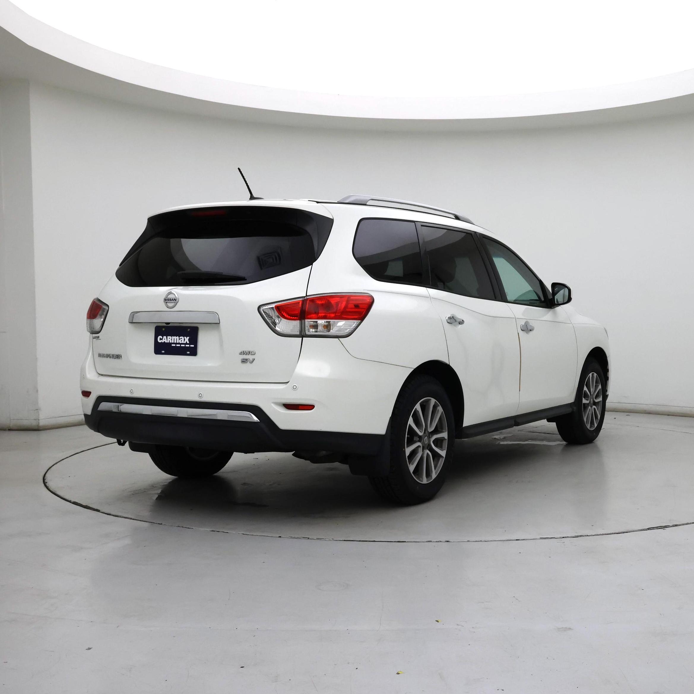 Thumbnail: 2014 Nissan Pathfinder - 8