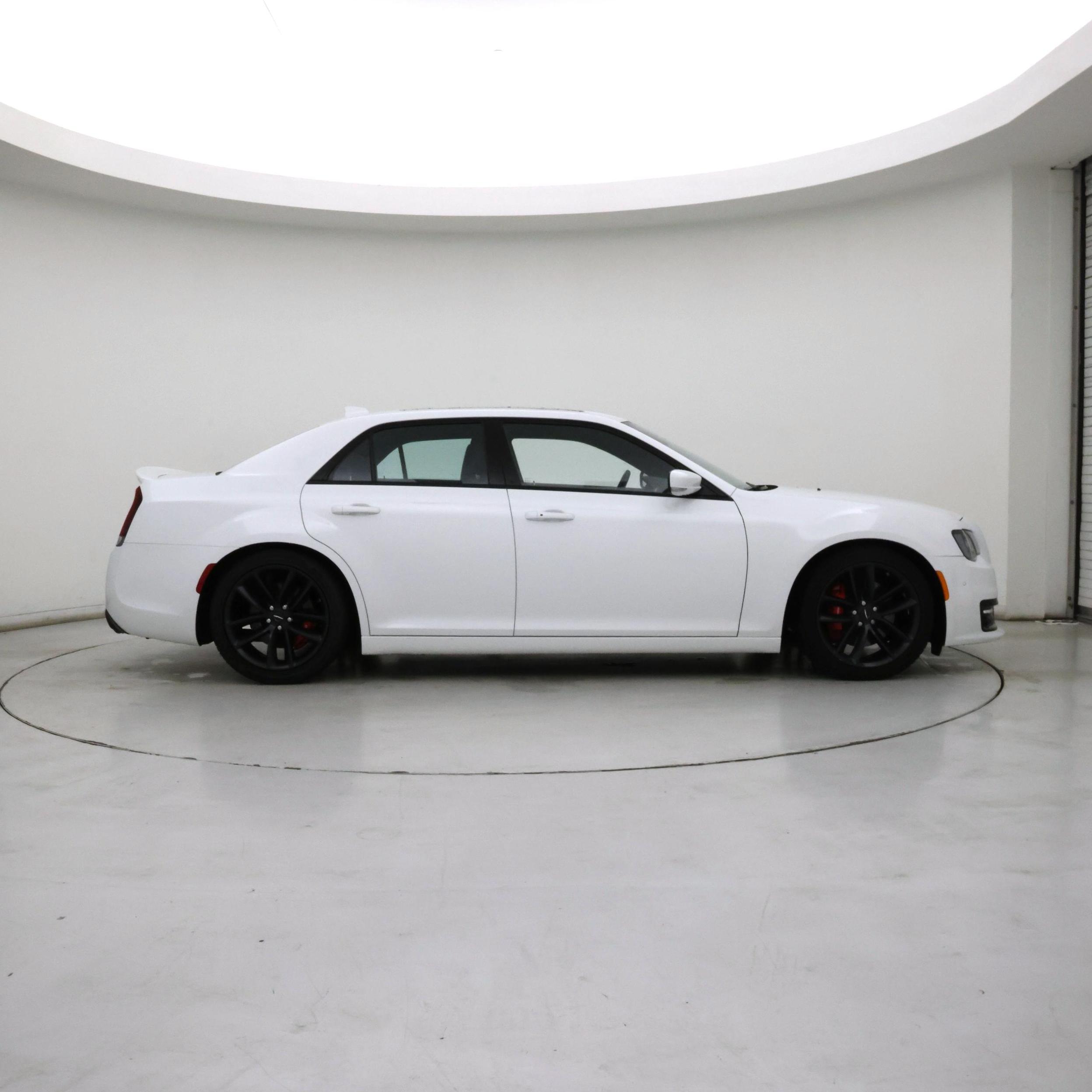 Thumbnail: 2023 Chrysler 300 - 7