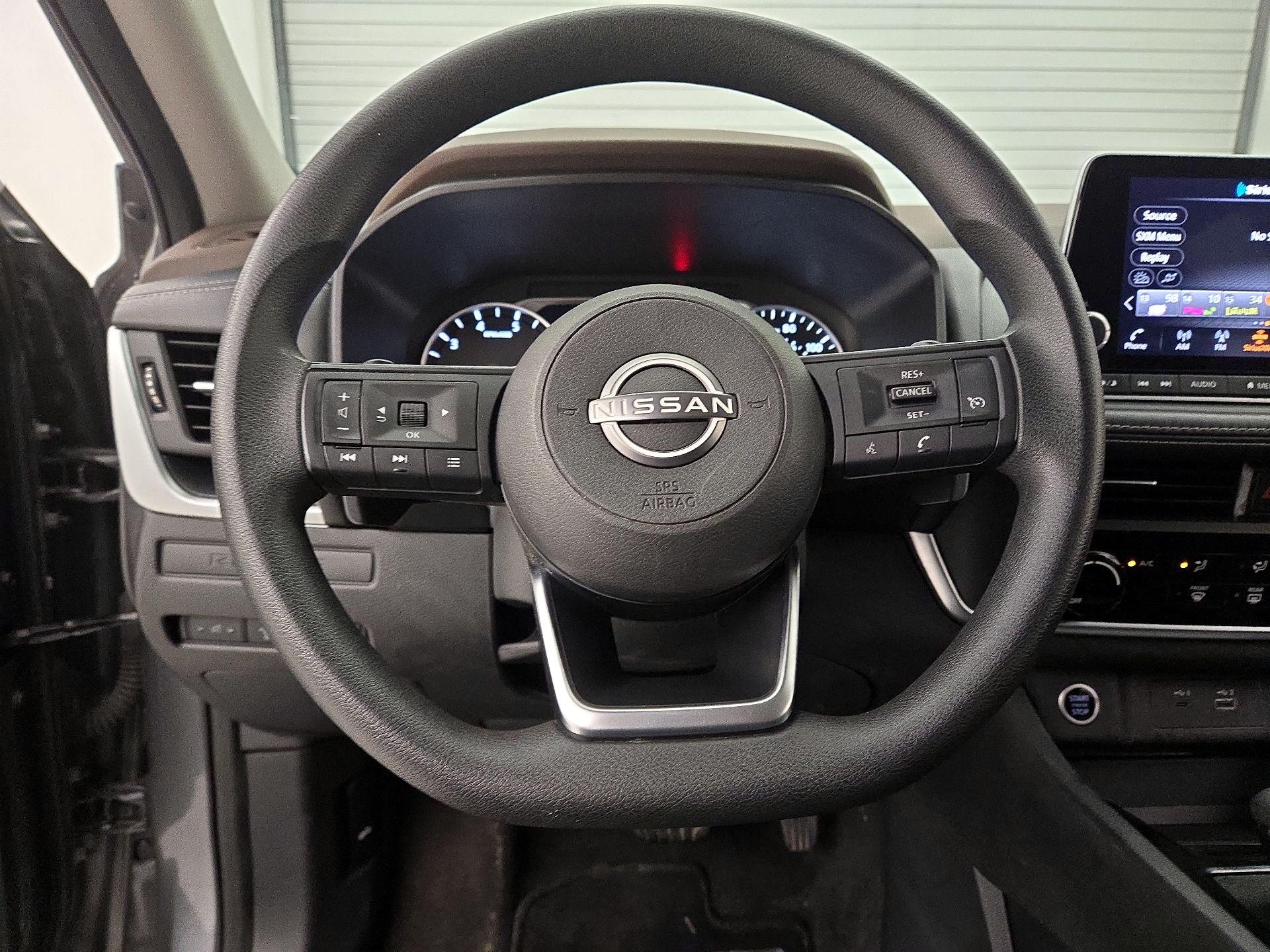 Thumbnail: 2023 Nissan Rogue - 10