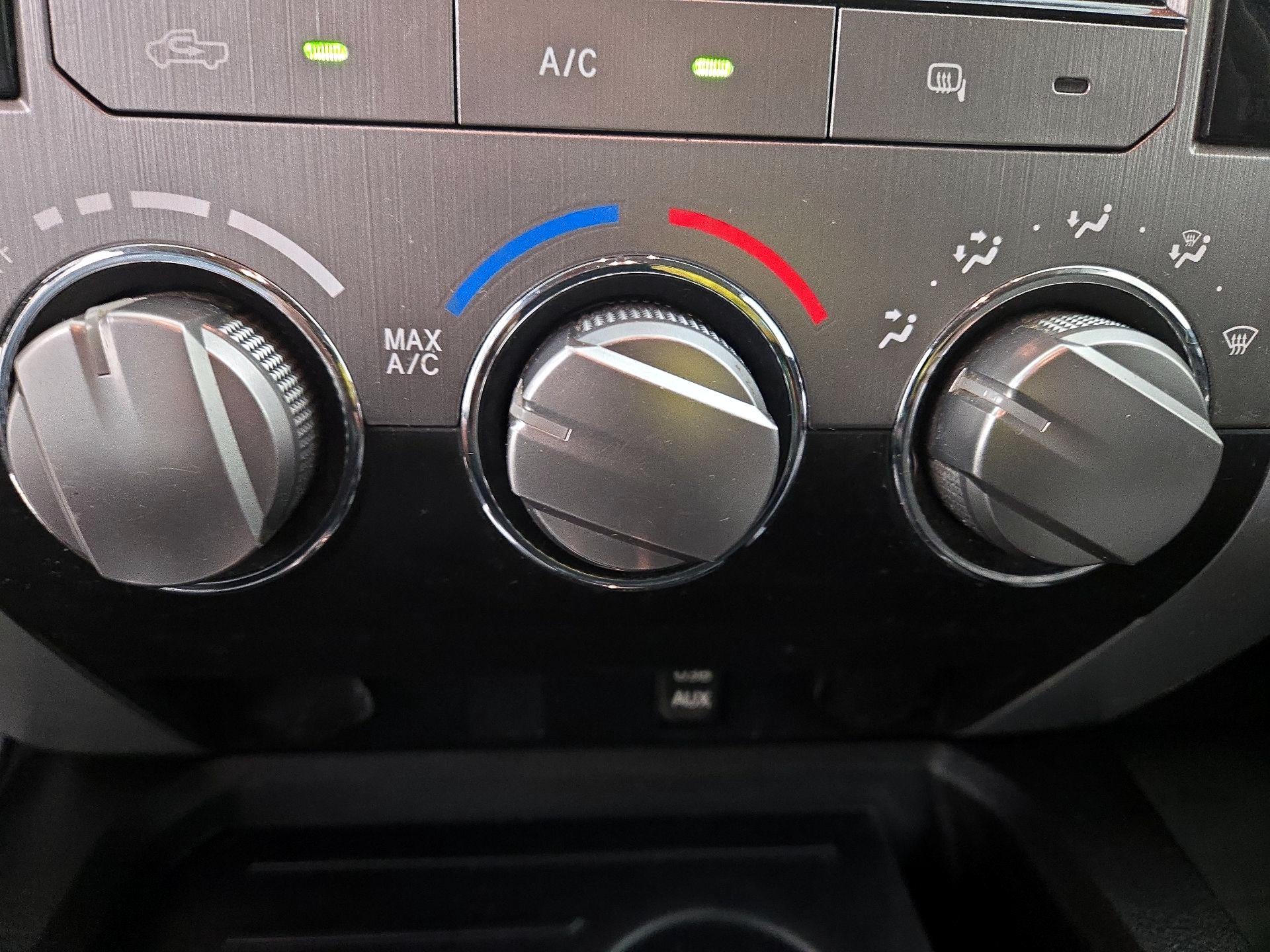 Thumbnail: 2014 Toyota Tundra - 16