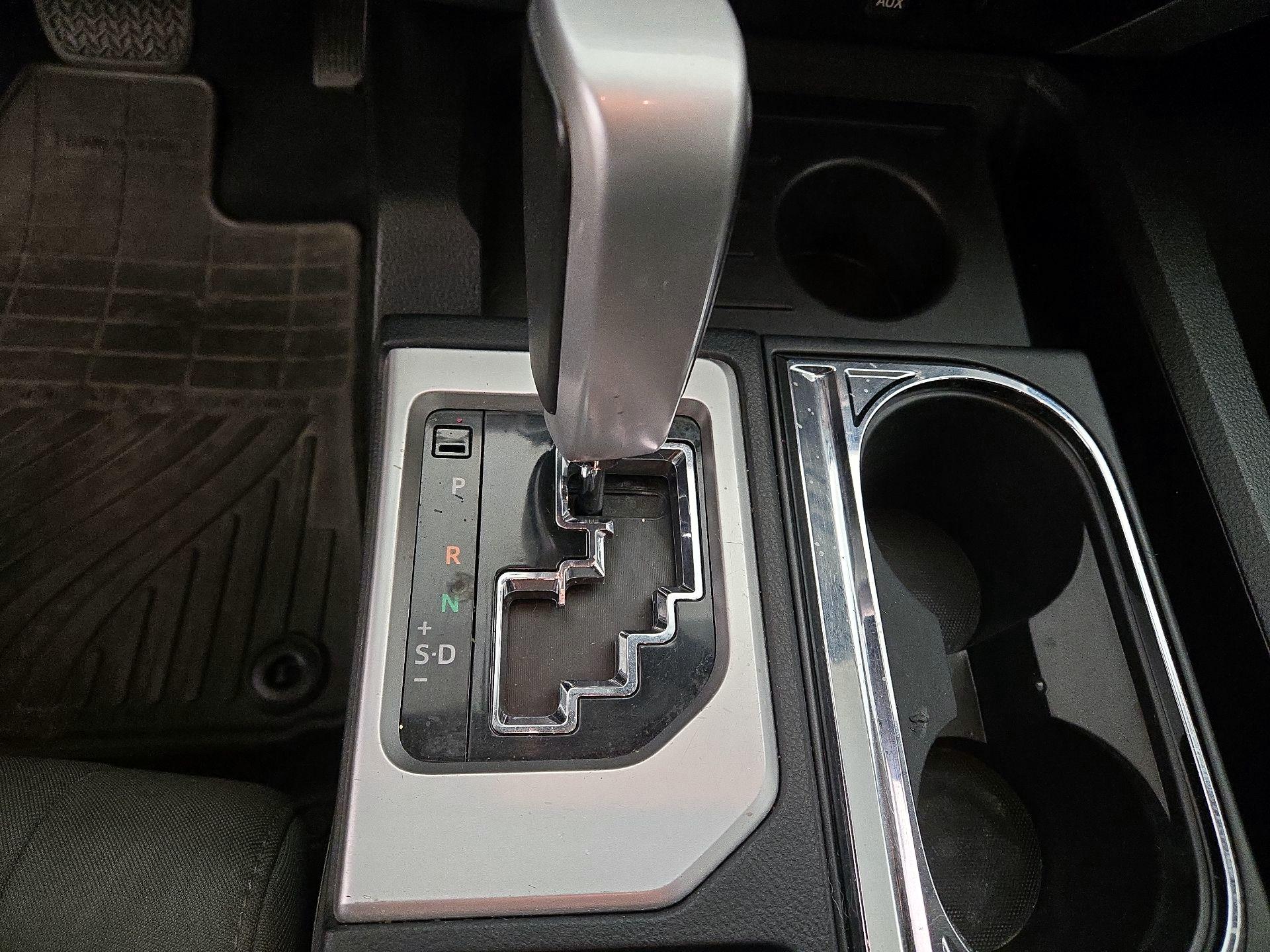 Thumbnail: 2014 Toyota Tundra - 17