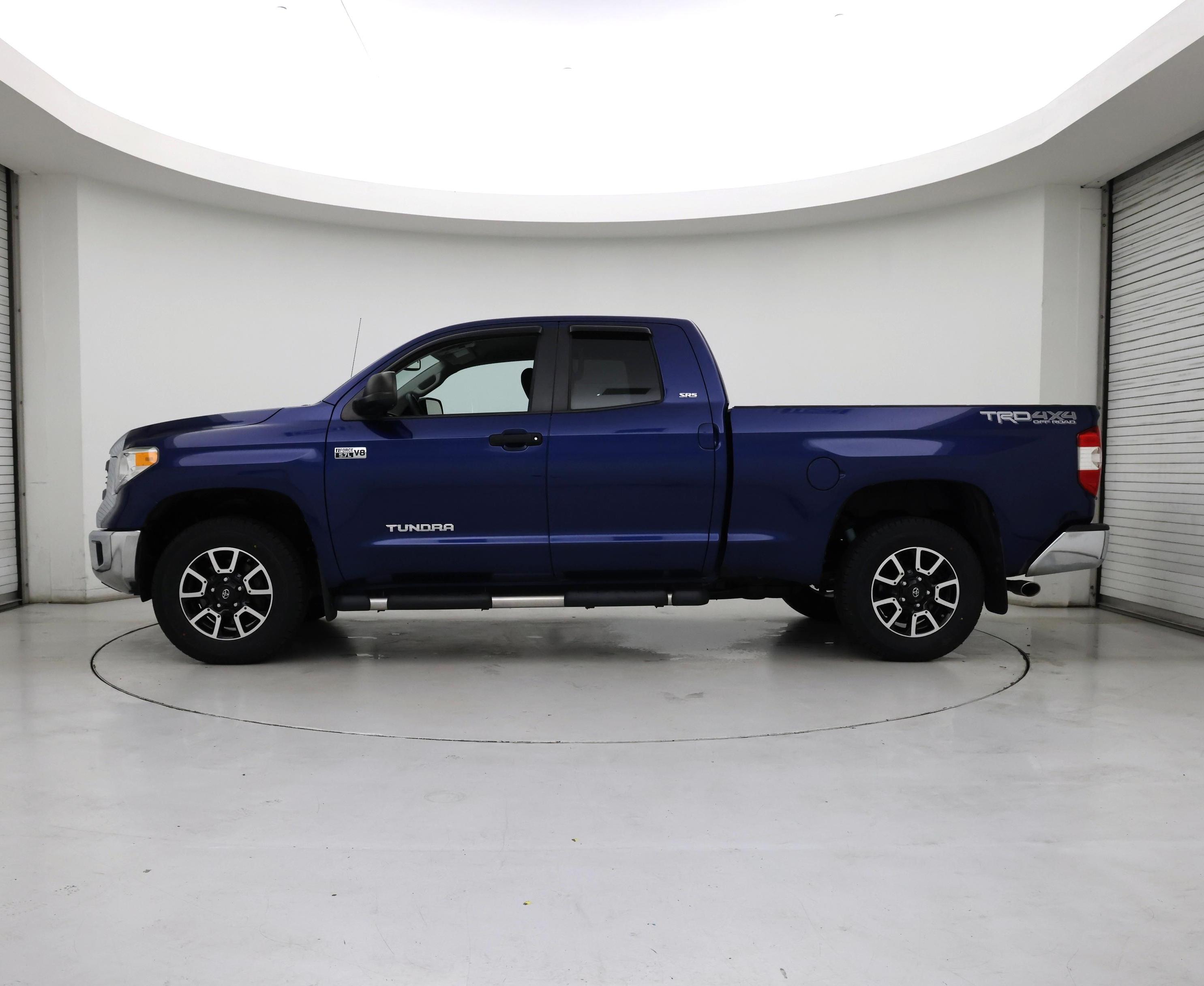Thumbnail: 2014 Toyota Tundra - 3