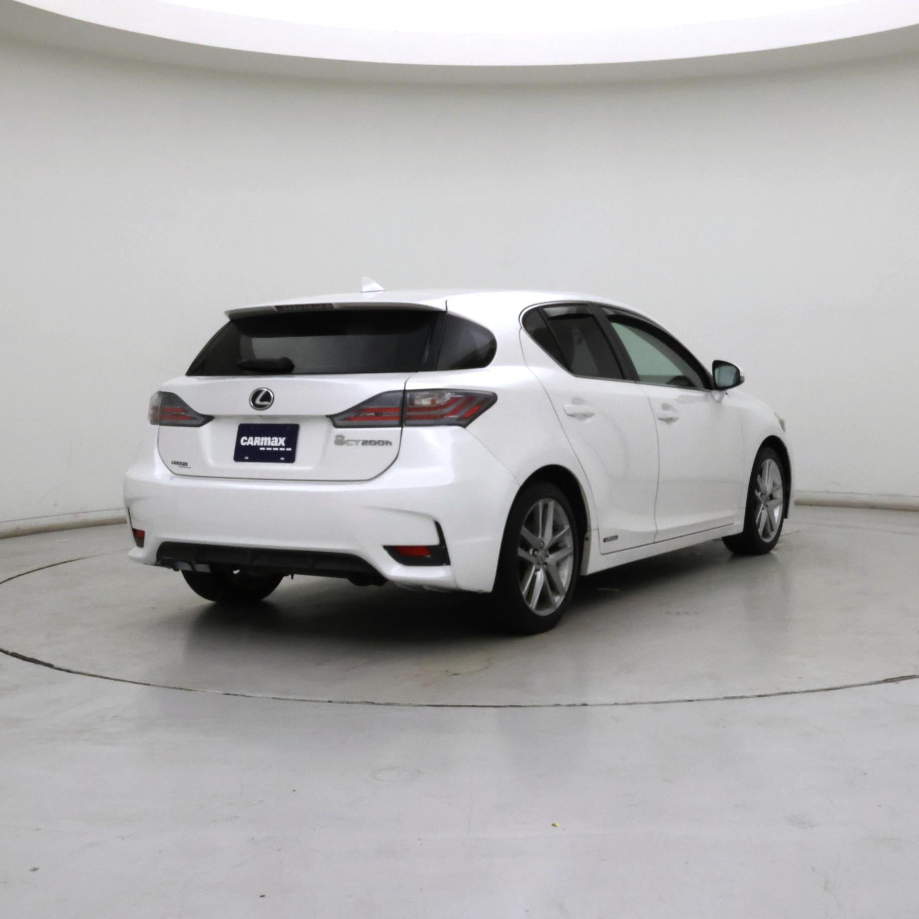 Thumbnail: 2015 Lexus CT - 8