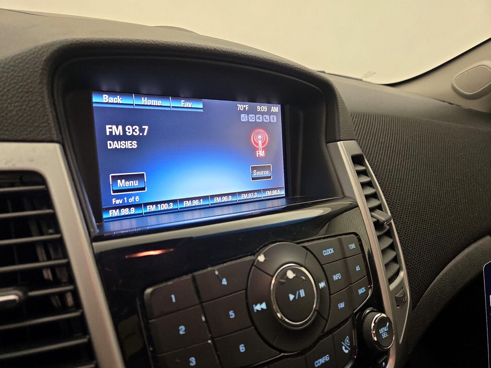 Thumbnail: 2014 Chevrolet Cruze - 15