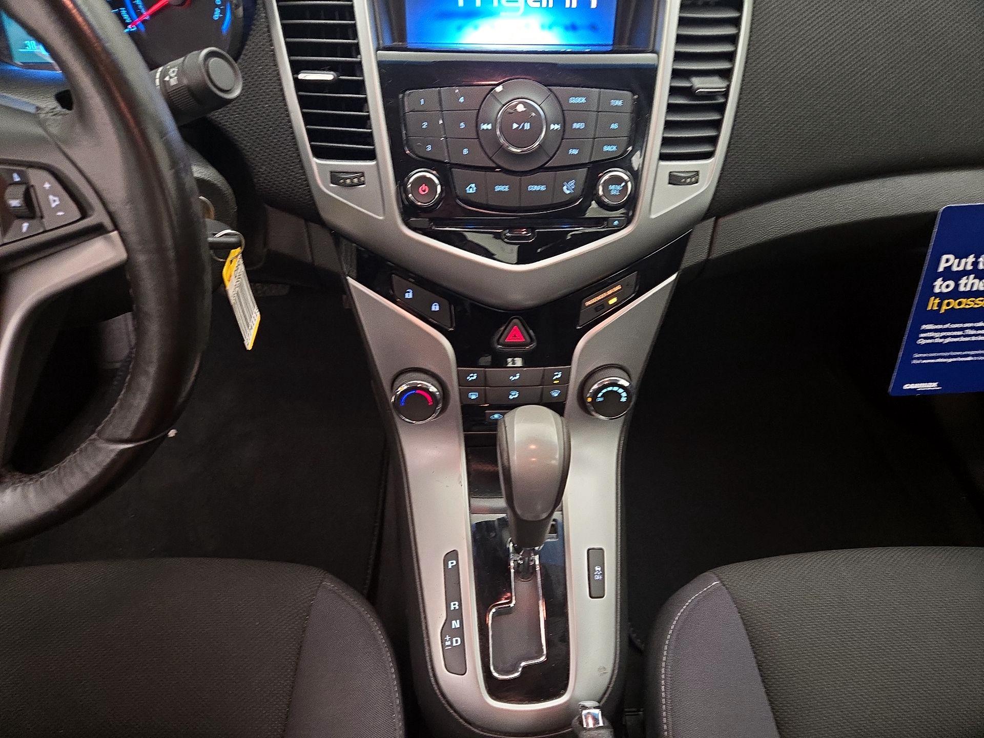 Thumbnail: 2014 Chevrolet Cruze - 17