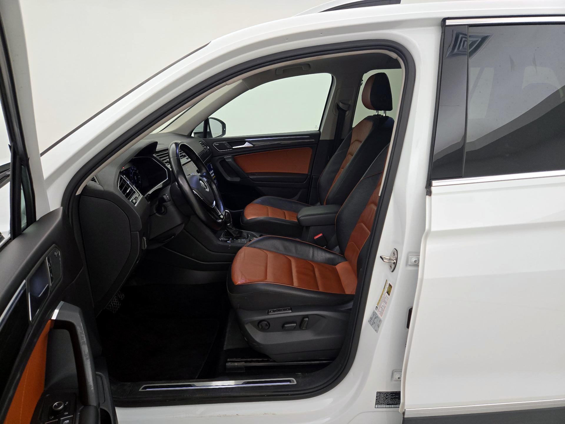 Thumbnail: 2019 Volkswagen Tiguan - 11