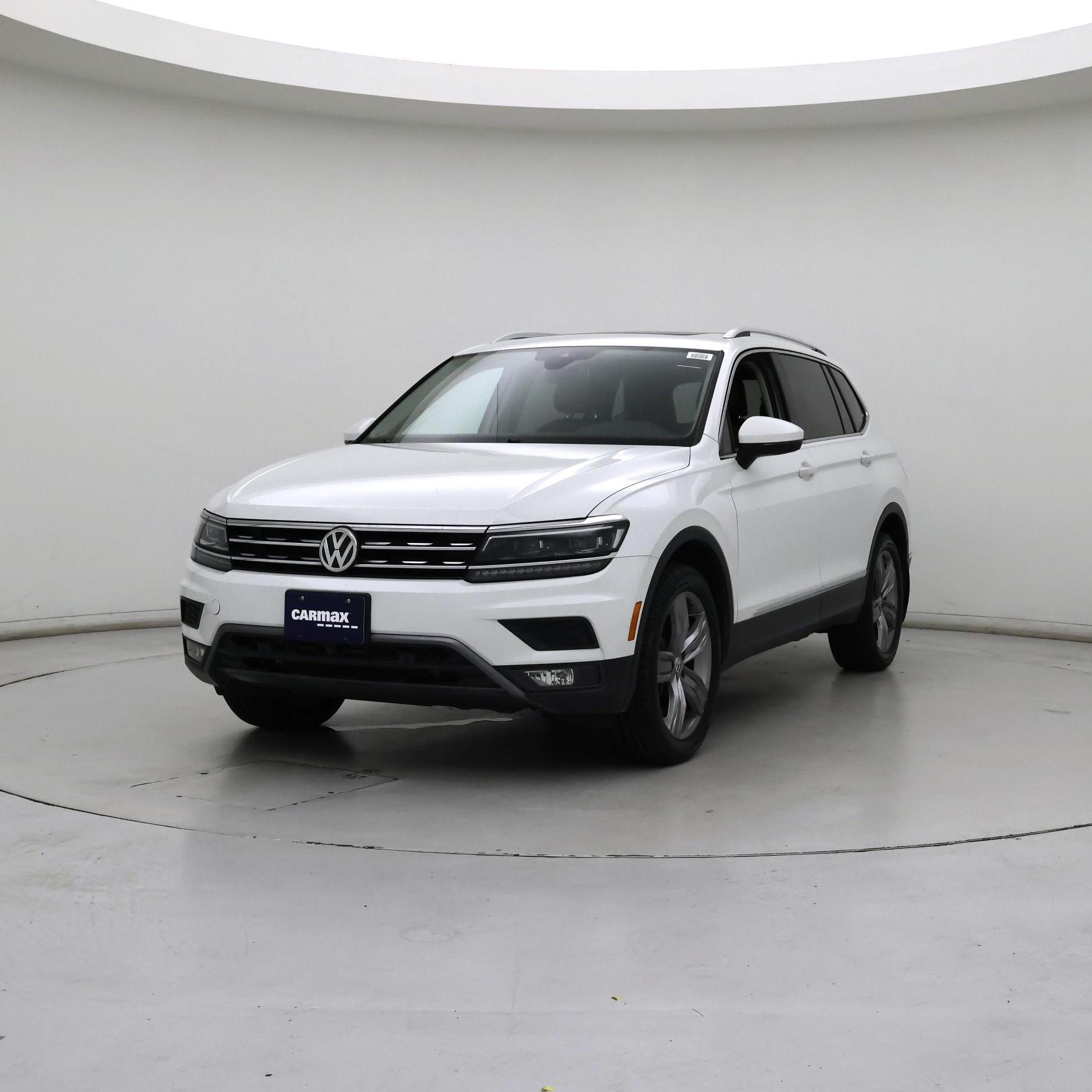 Thumbnail: 2019 Volkswagen Tiguan - 4