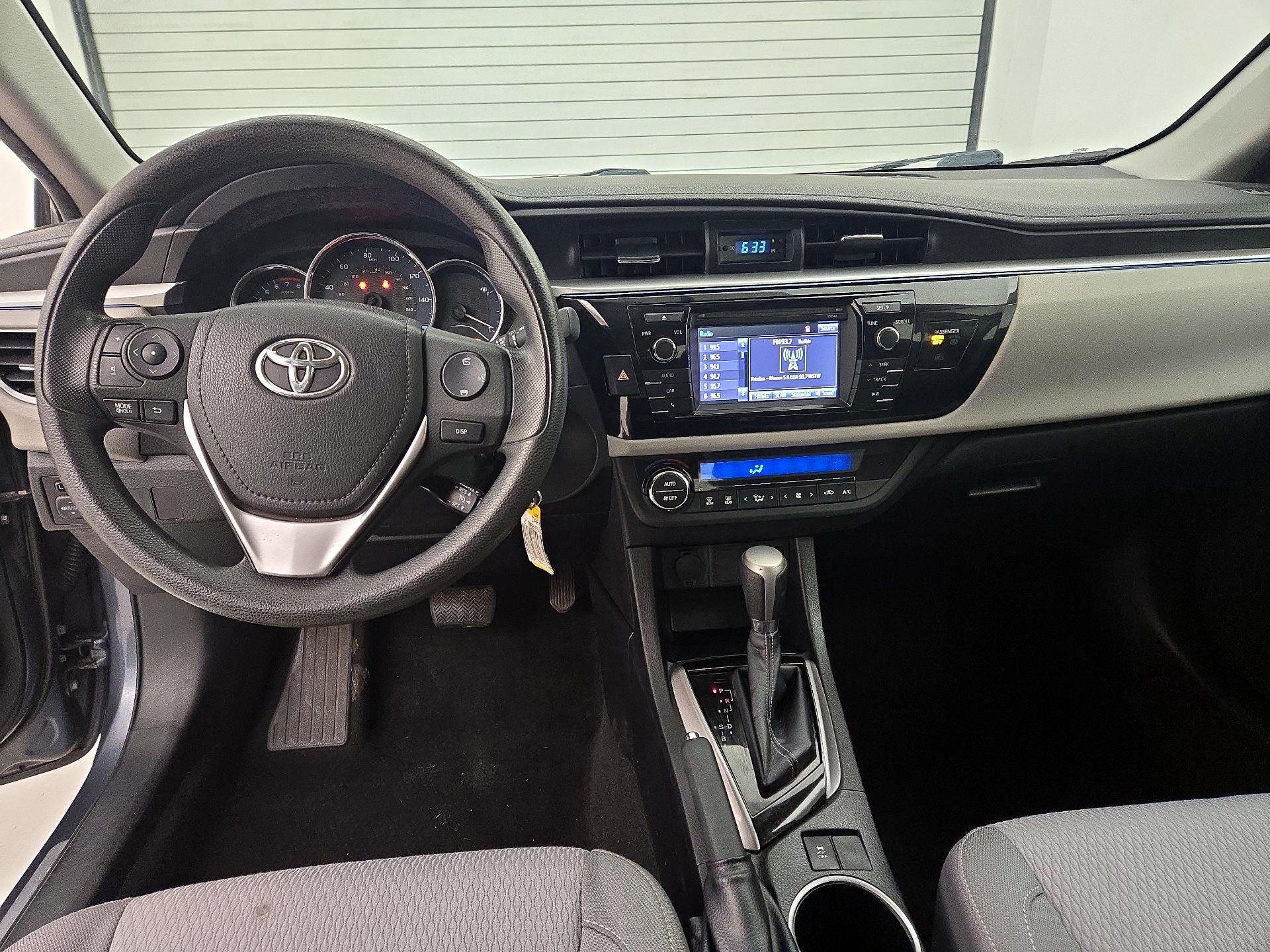Thumbnail: 2014 Toyota Corolla - 9