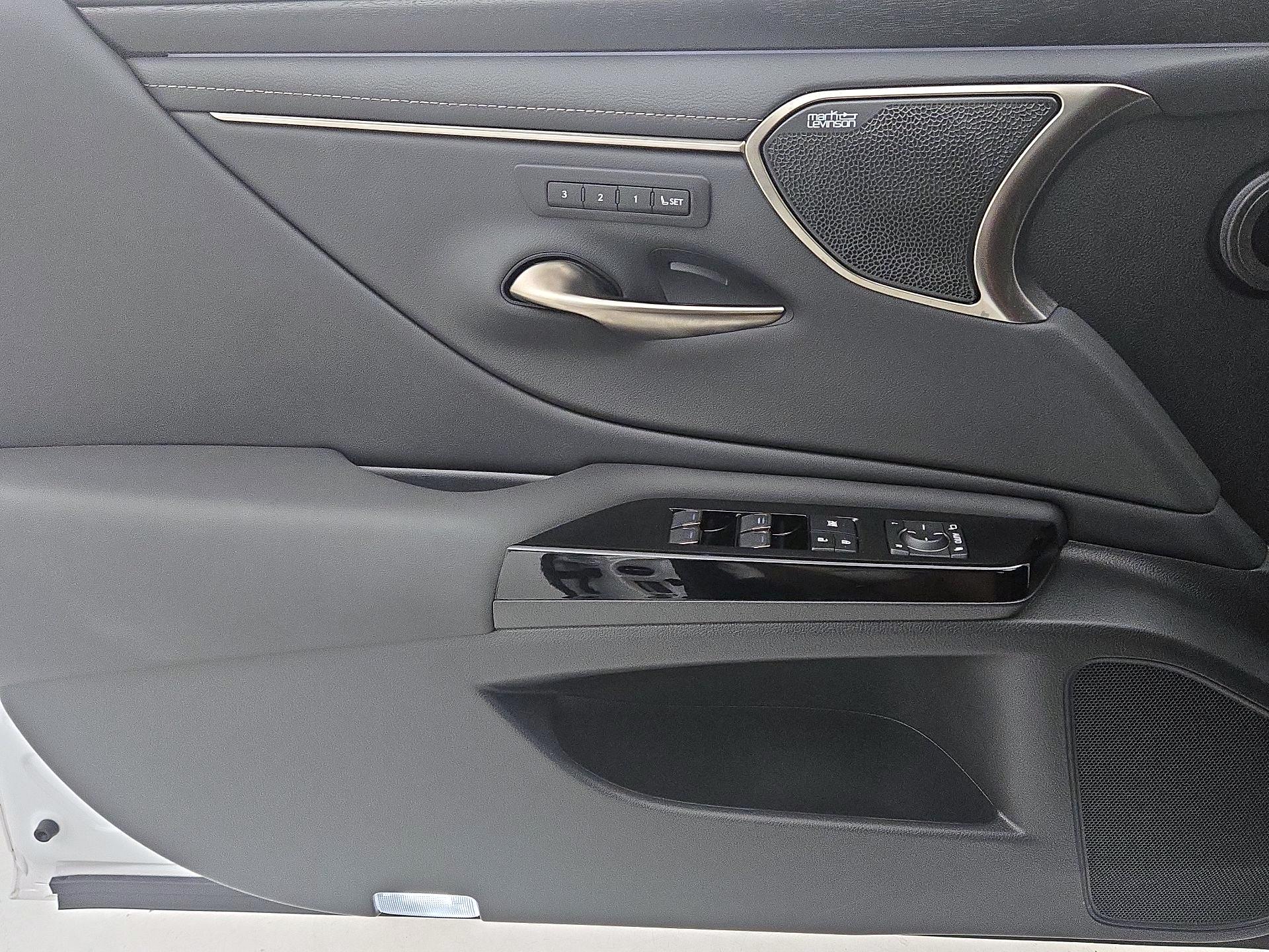 Thumbnail: 2024 Lexus ES - 12