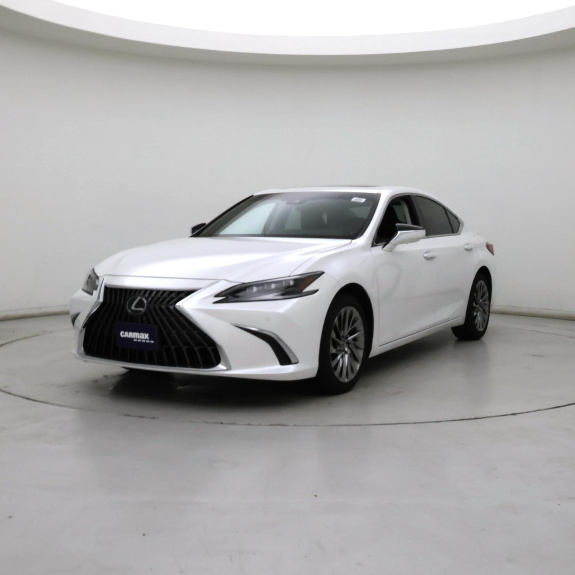 Thumbnail: 2024 Lexus ES - 4