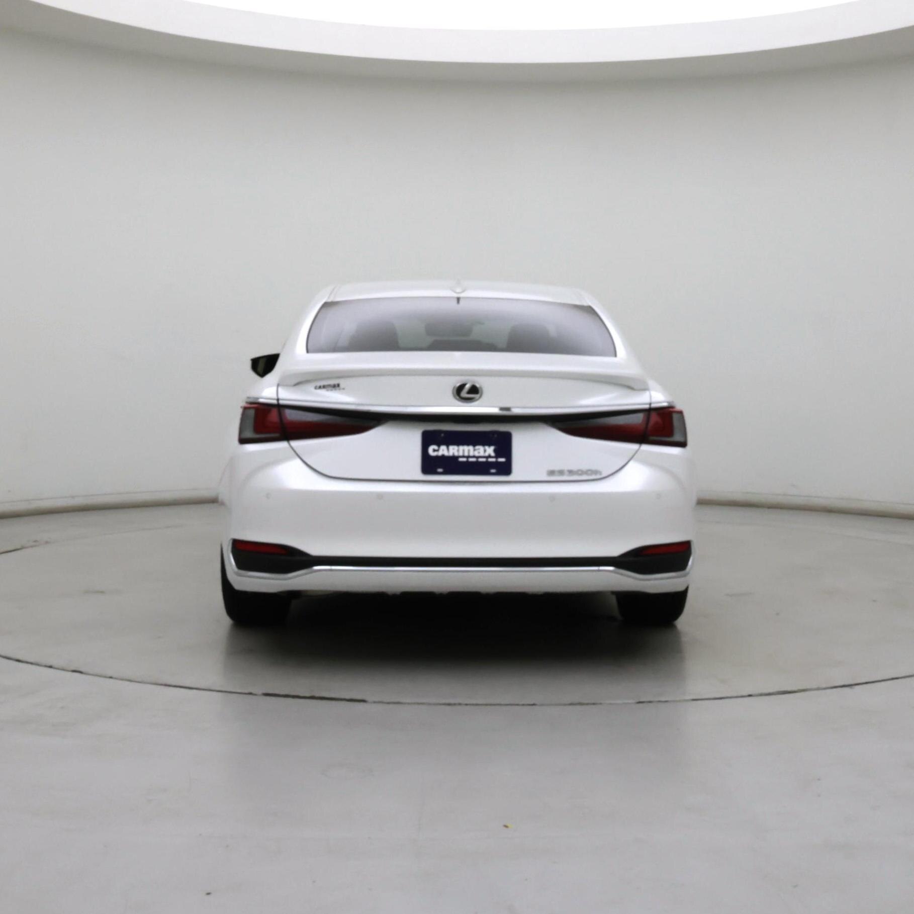 Thumbnail: 2024 Lexus ES - 6