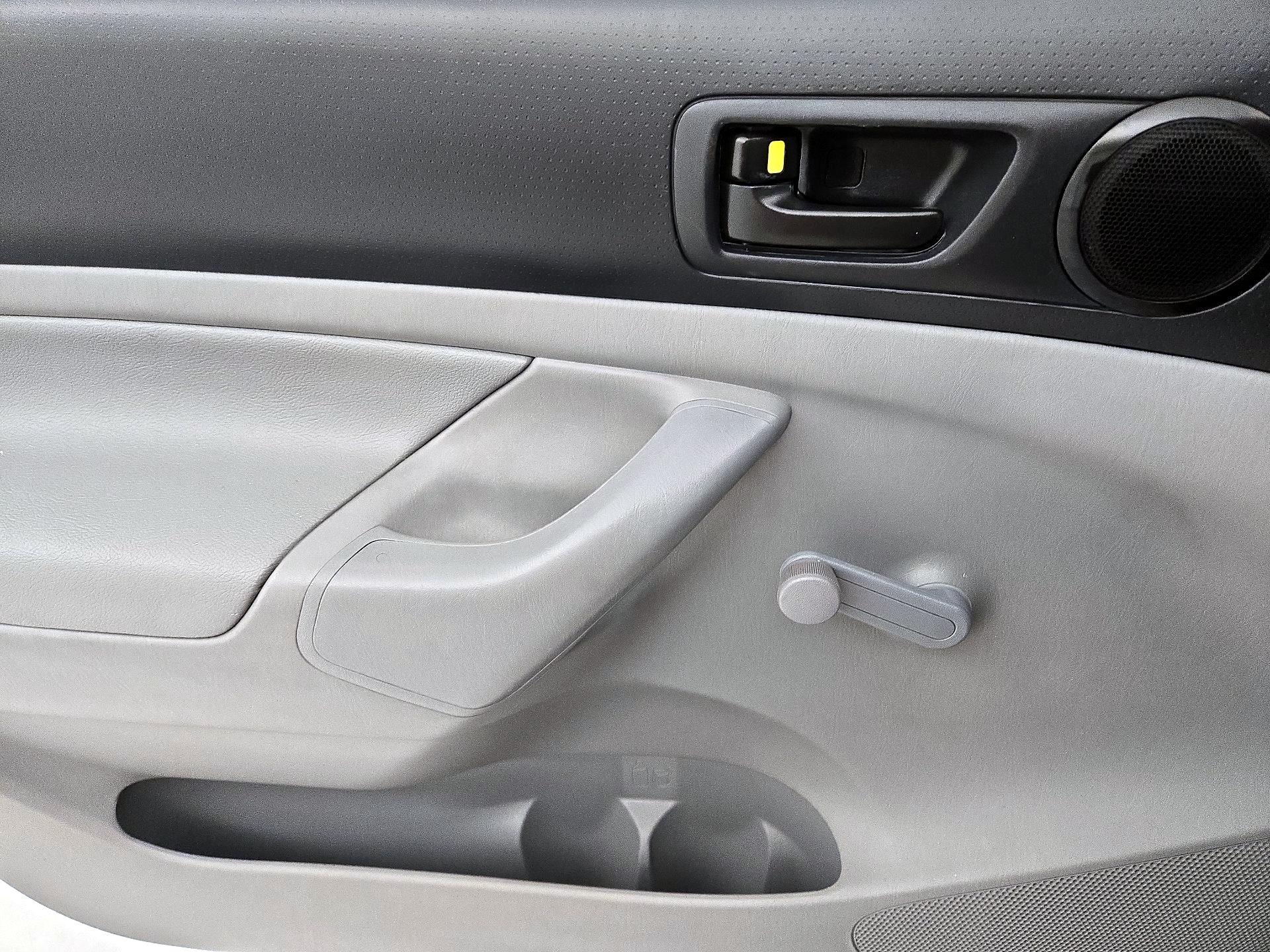 Thumbnail: 2013 Toyota Tacoma - 12