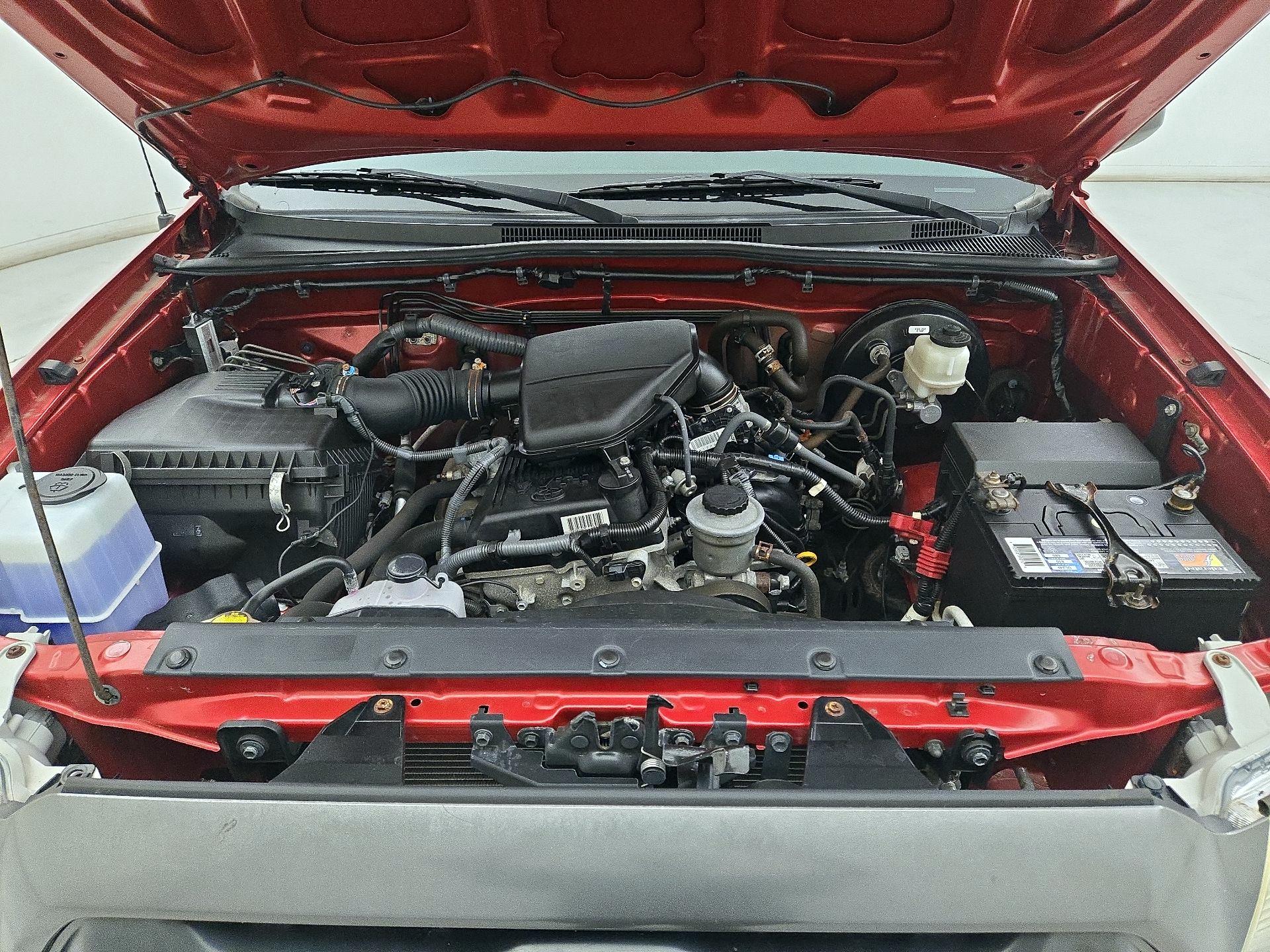 Thumbnail: 2013 Toyota Tacoma - 19