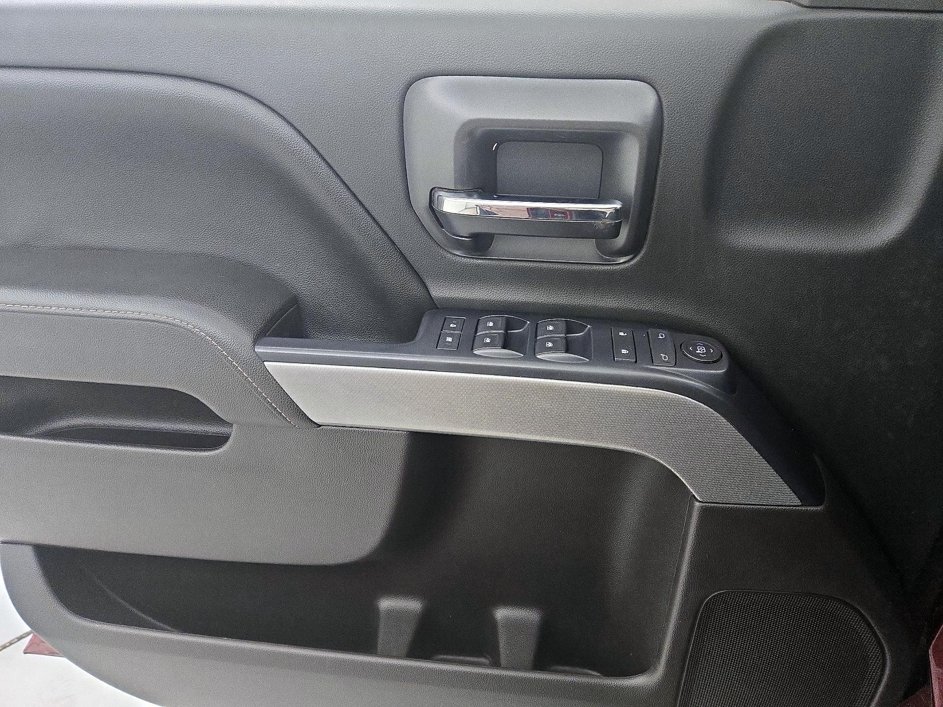 Thumbnail: 2015 Chevrolet Silverado 1500 - 12