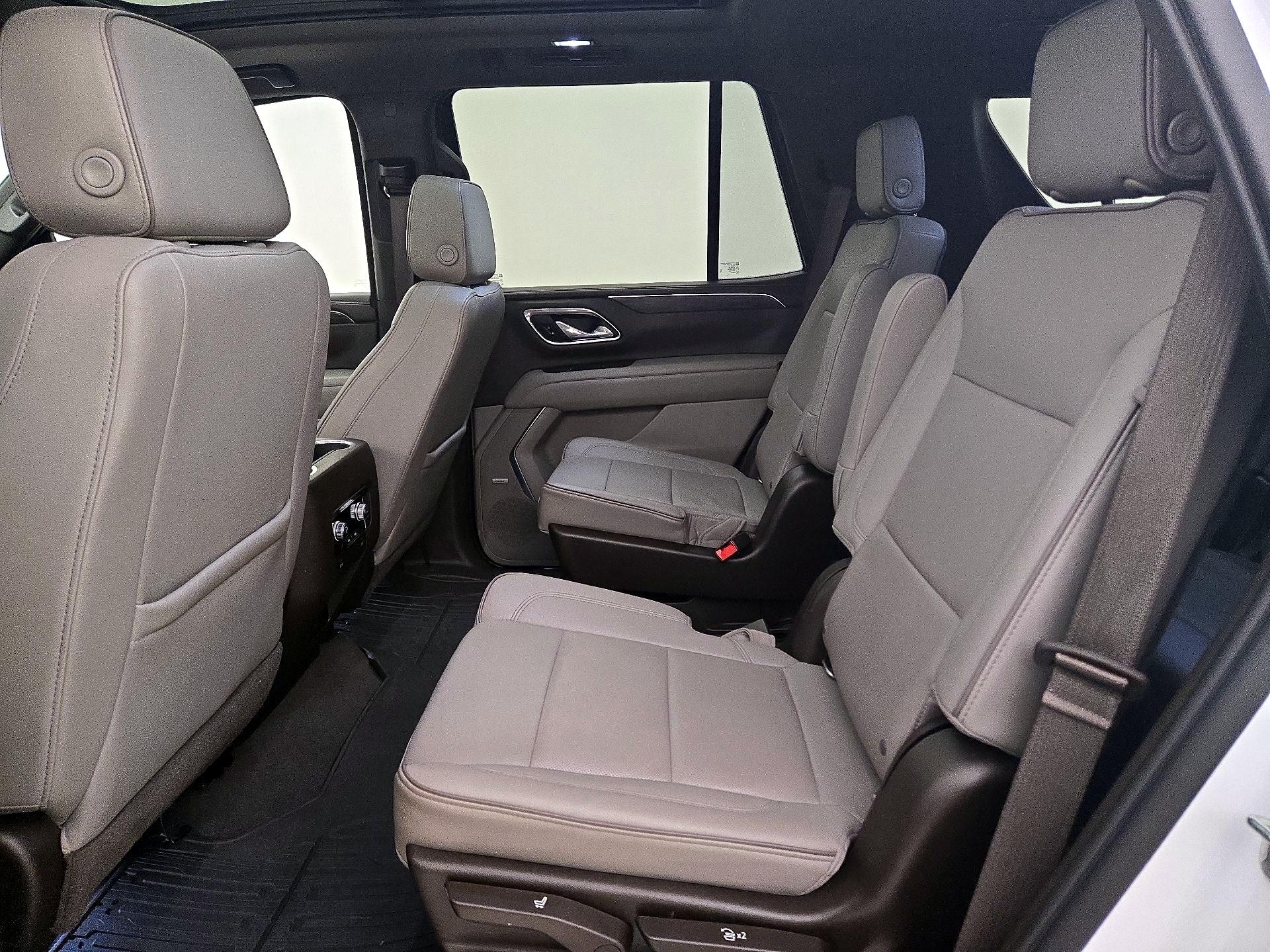 Thumbnail: 2021 GMC Yukon - 20