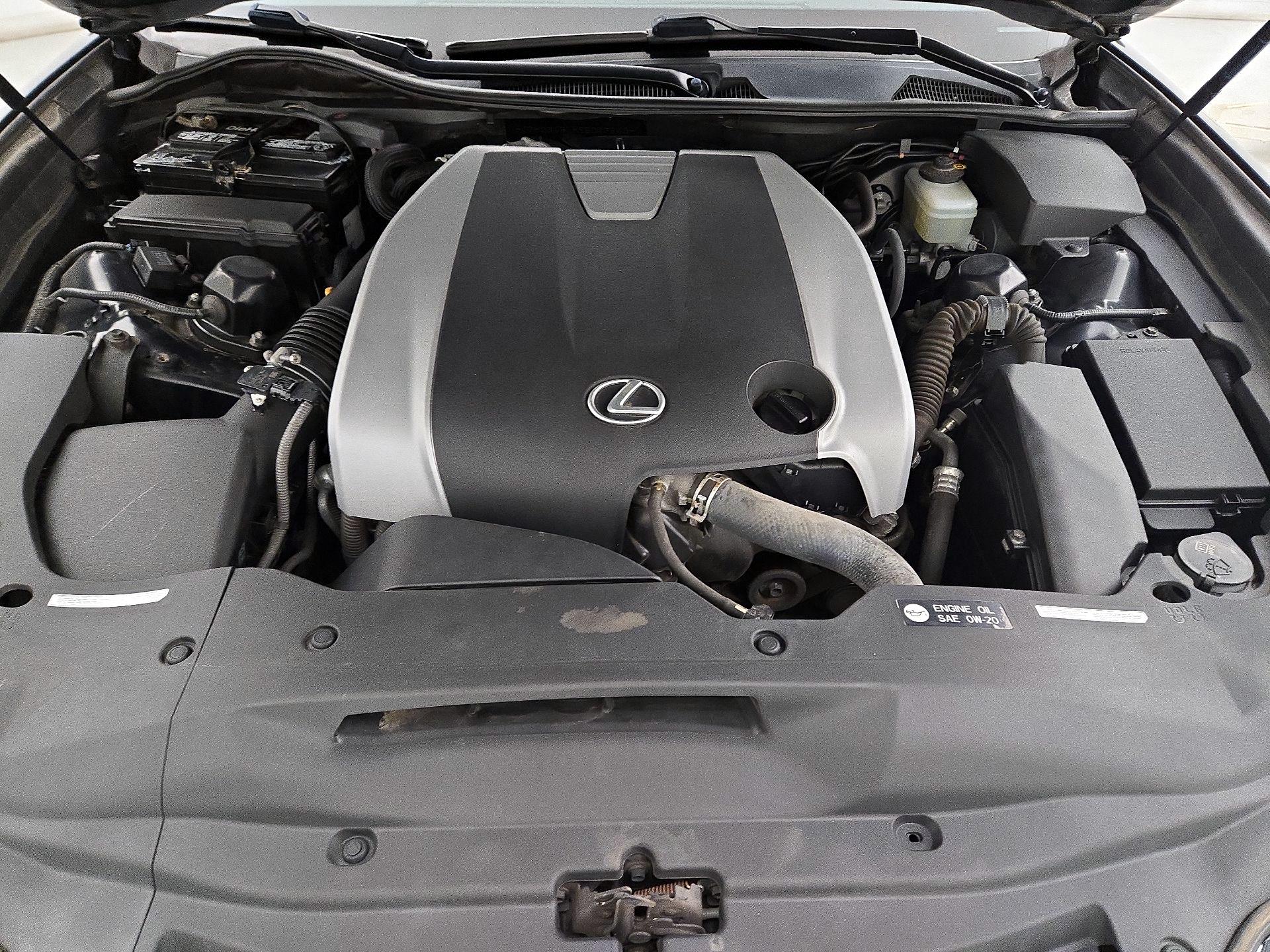 Thumbnail: 2014 Lexus GS - 18