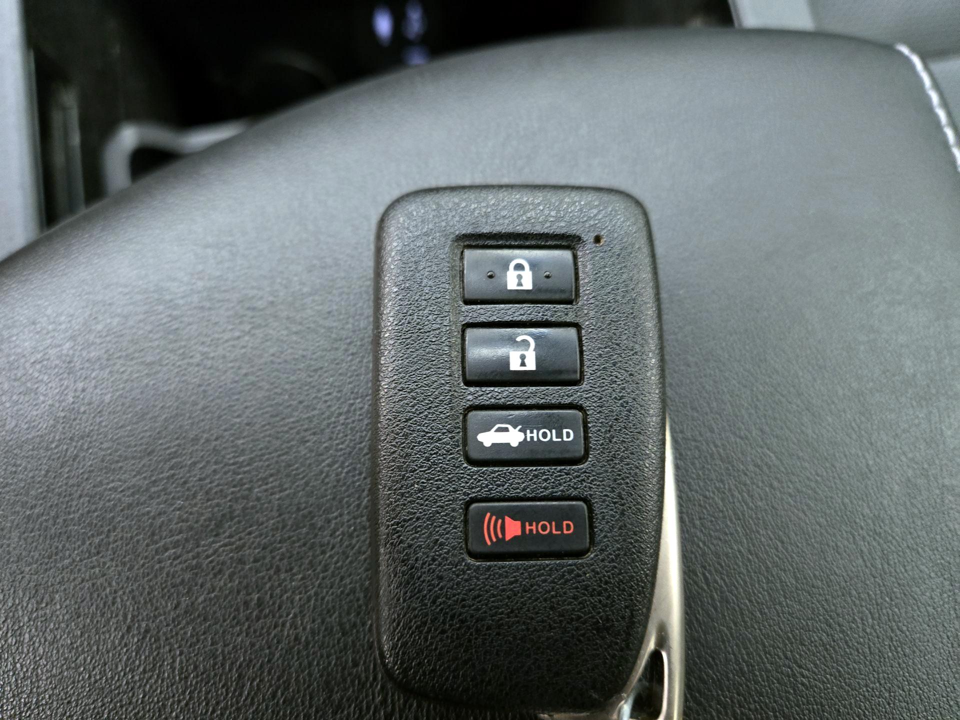 Thumbnail: 2014 Lexus GS - 19