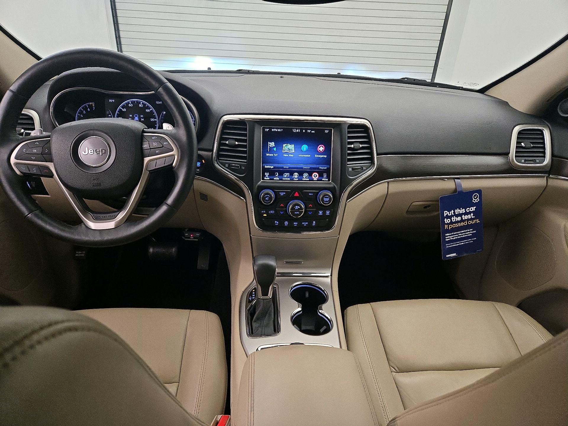 Thumbnail: 2017 Jeep Grand Cherokee - 9