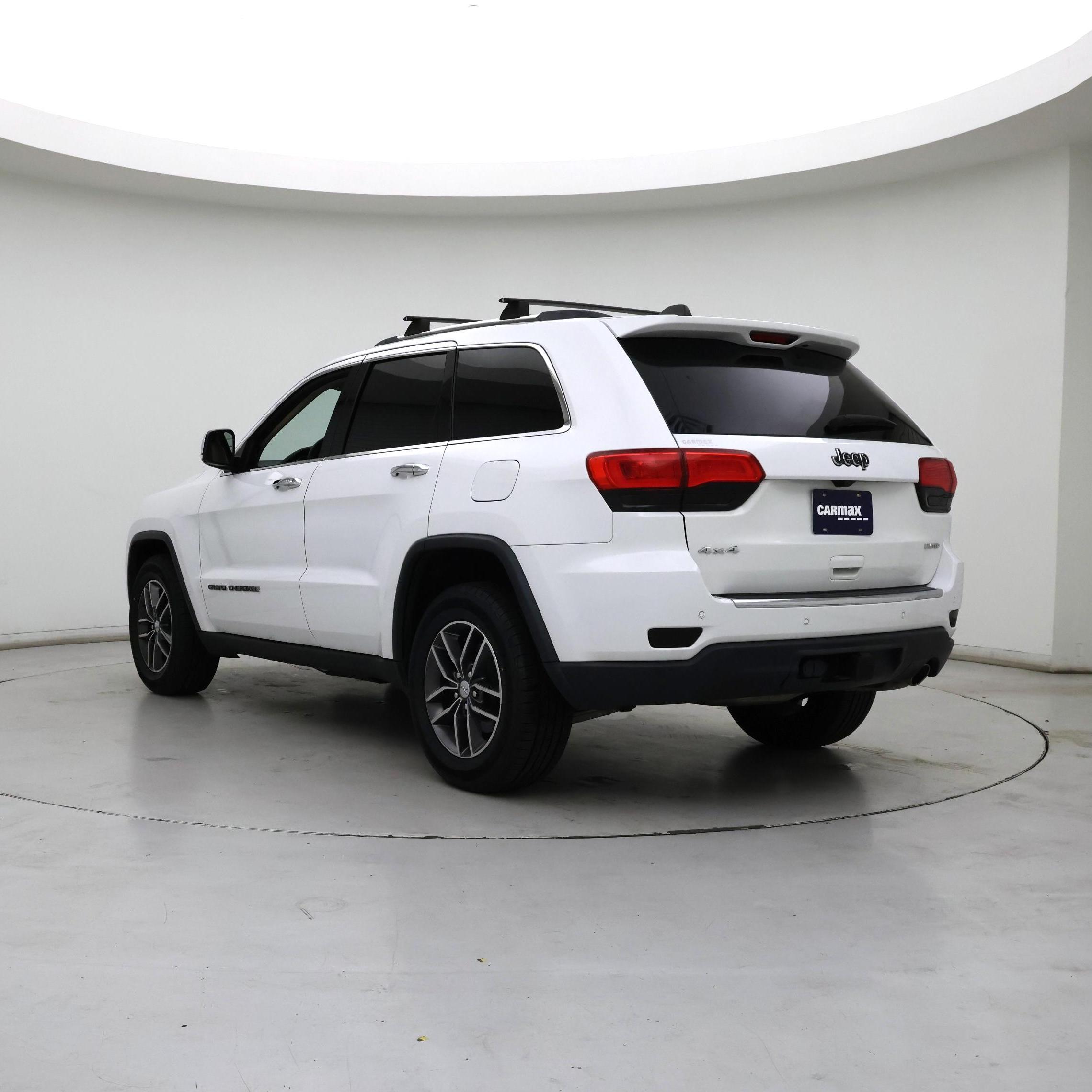 Thumbnail: 2017 Jeep Grand Cherokee - 2