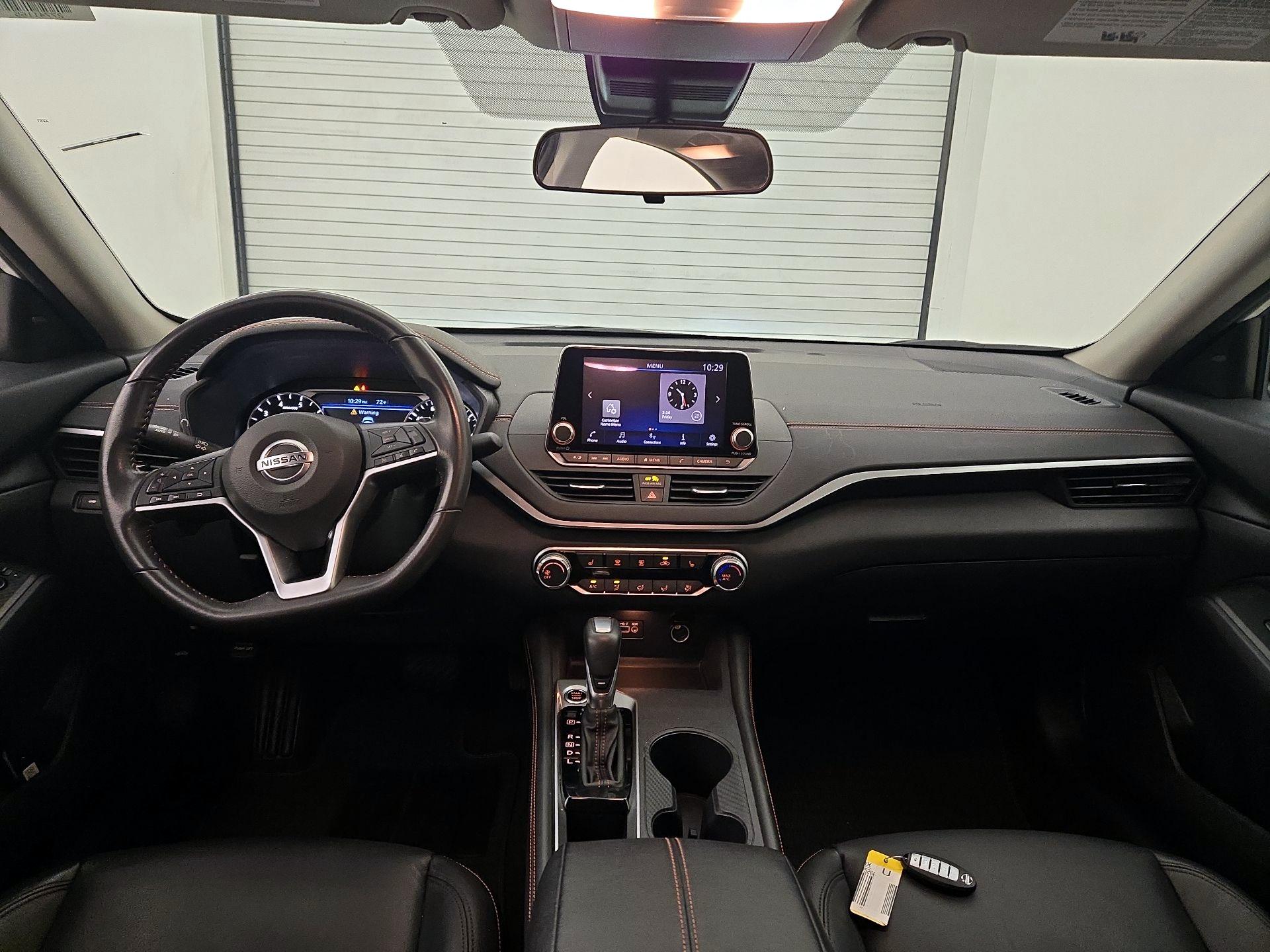 Thumbnail: 2022 Nissan Altima - 9
