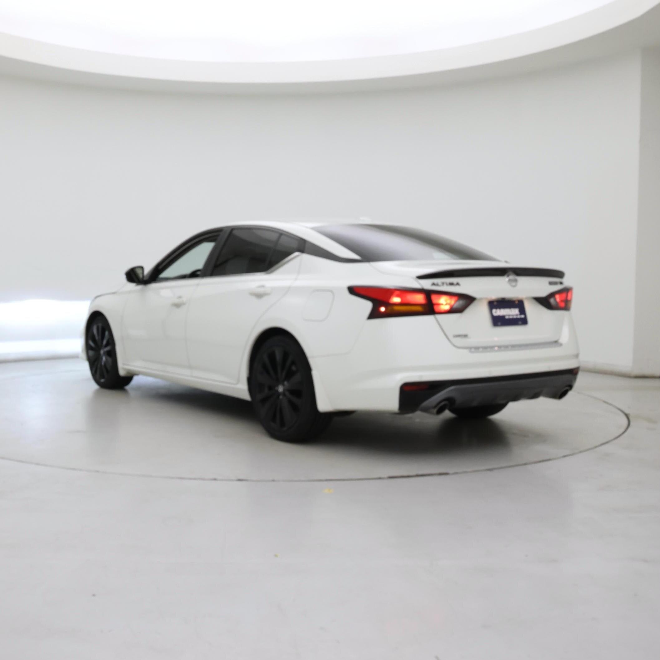 Thumbnail: 2022 Nissan Altima - 2