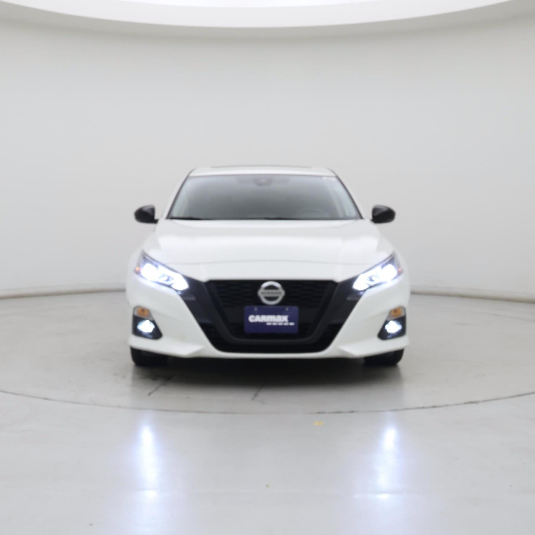 Thumbnail: 2022 Nissan Altima - 5