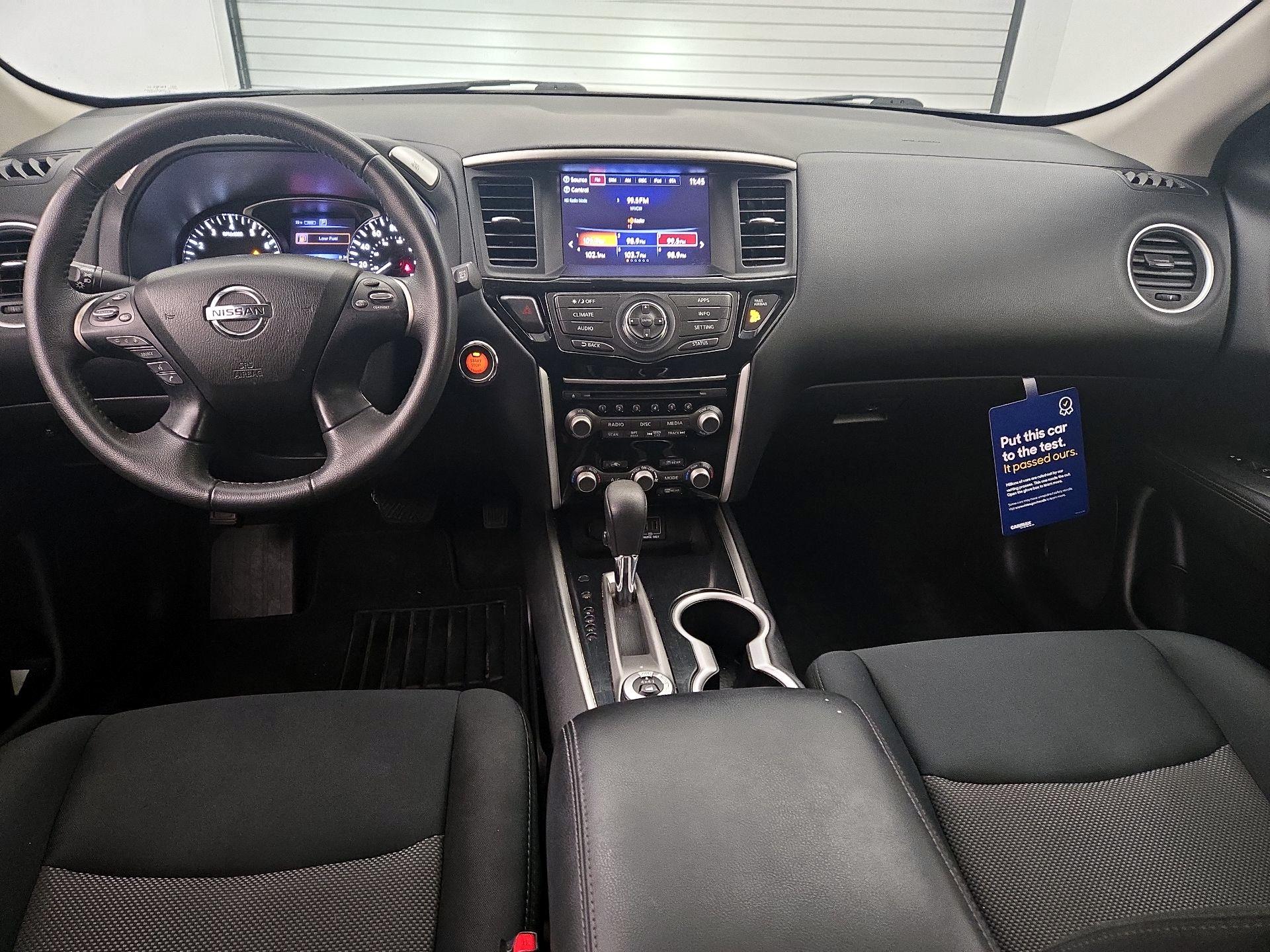 Thumbnail: 2018 Nissan Pathfinder - 9