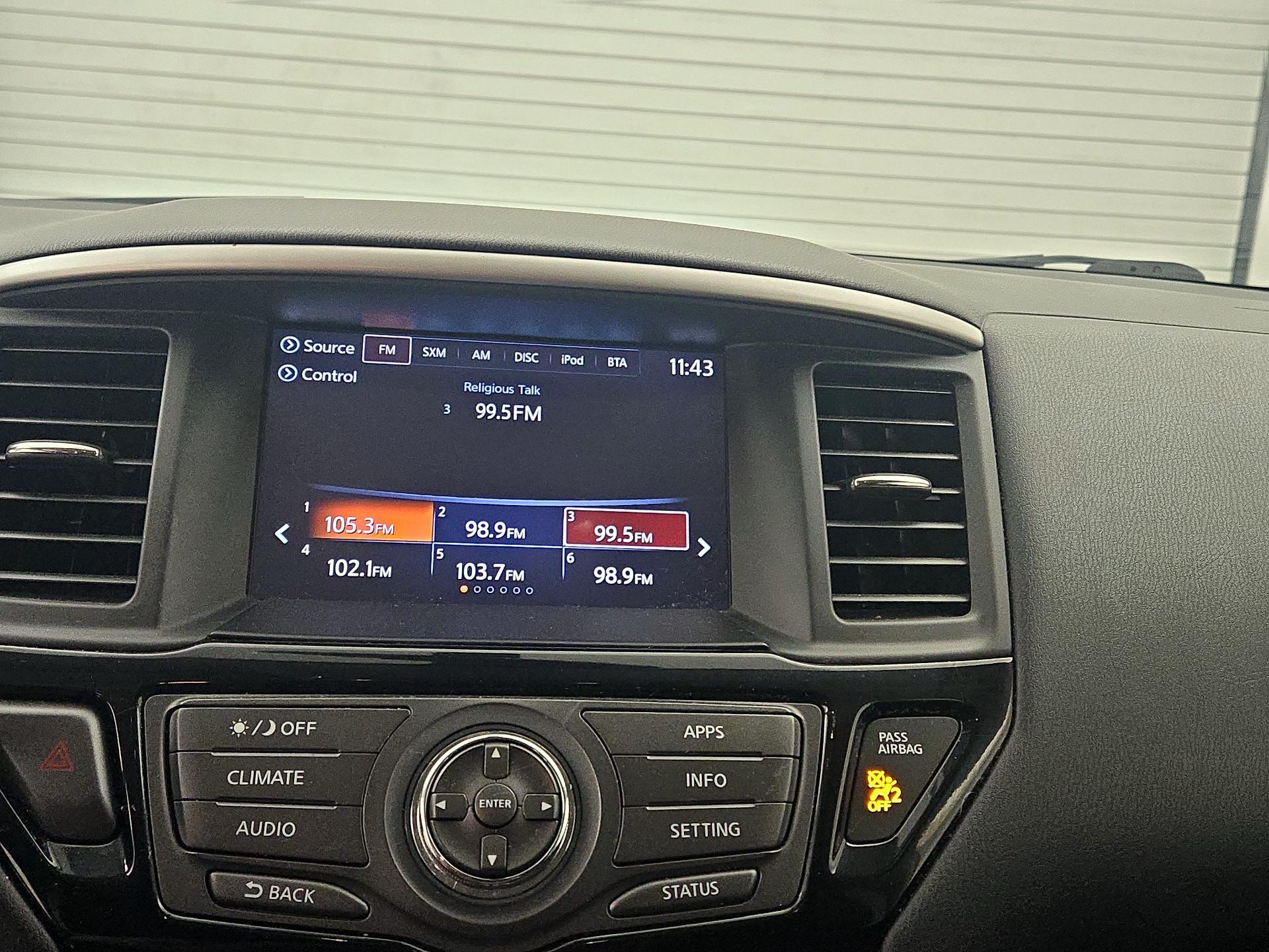 Thumbnail: 2018 Nissan Pathfinder - 13