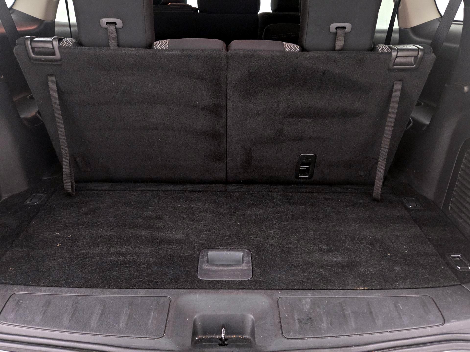 Thumbnail: 2018 Nissan Pathfinder - 17