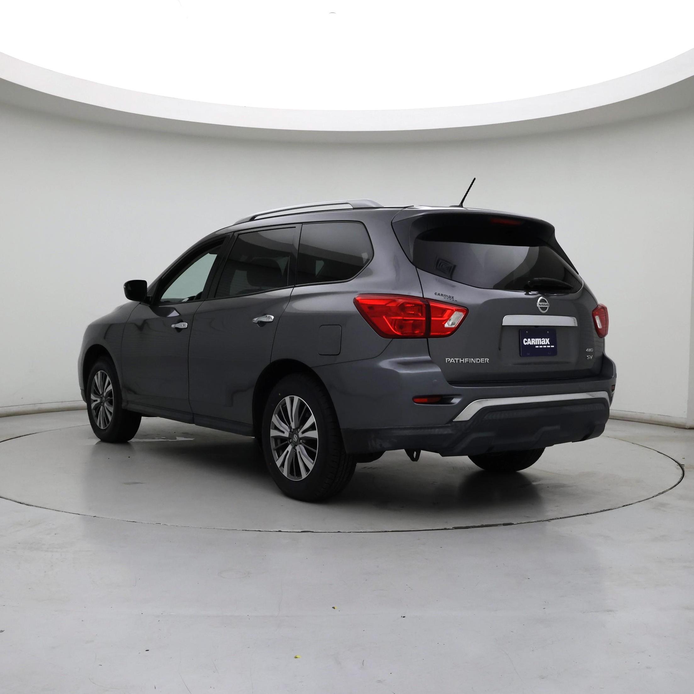 Thumbnail: 2018 Nissan Pathfinder - 2