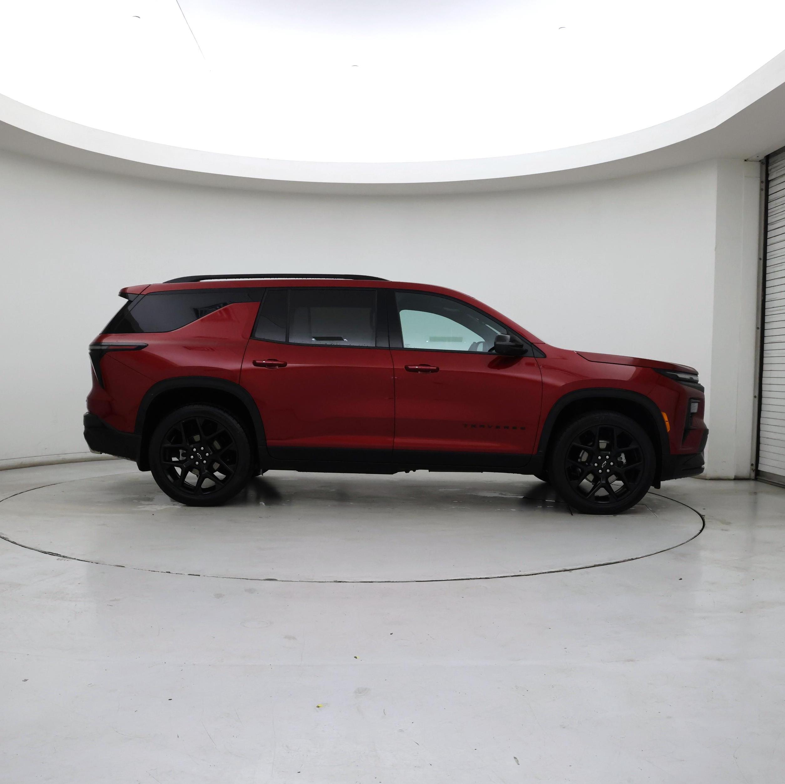 Thumbnail: 2025 Chevrolet Traverse - 7