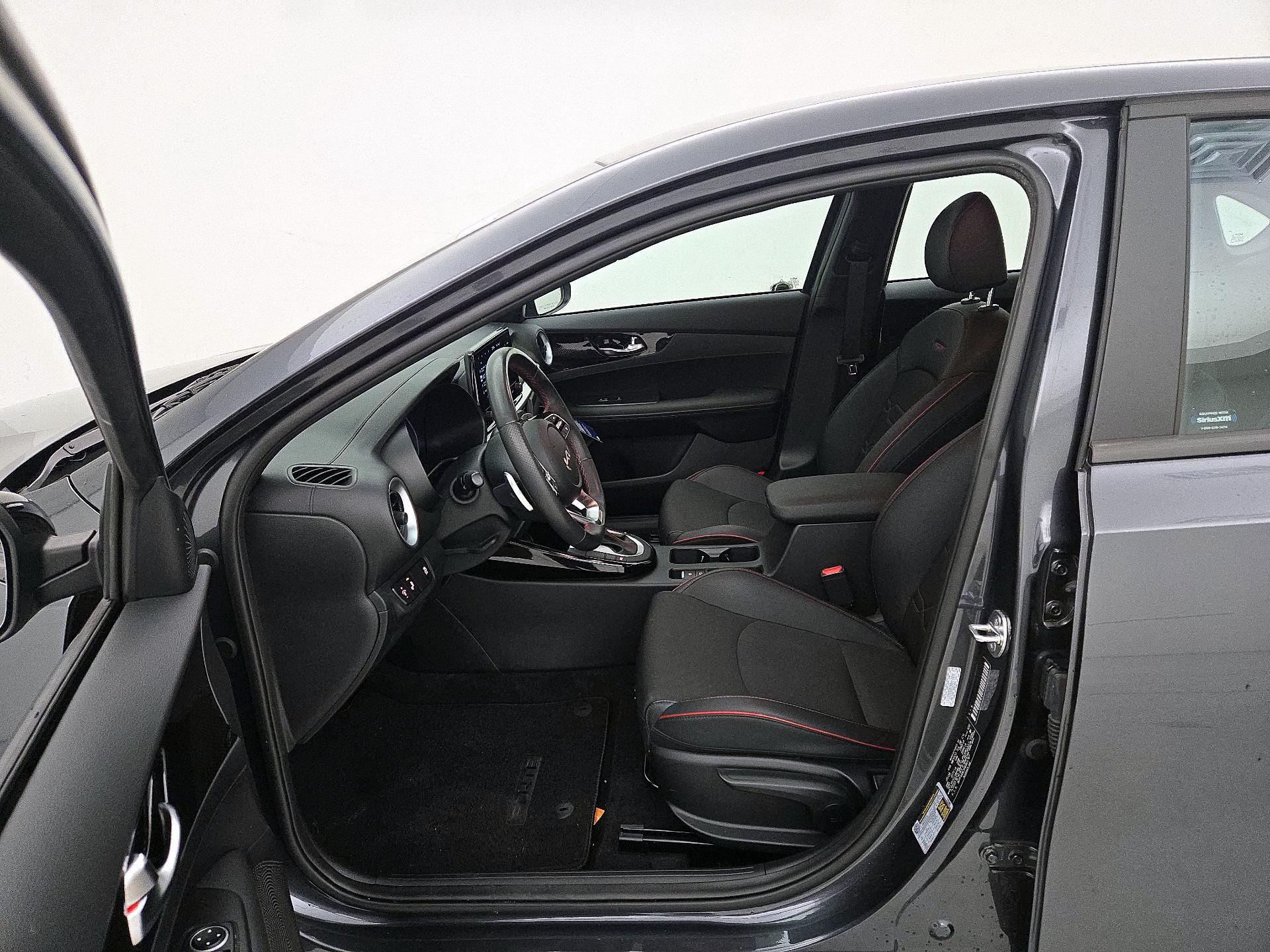 Thumbnail: 2024 Kia Forte - 11