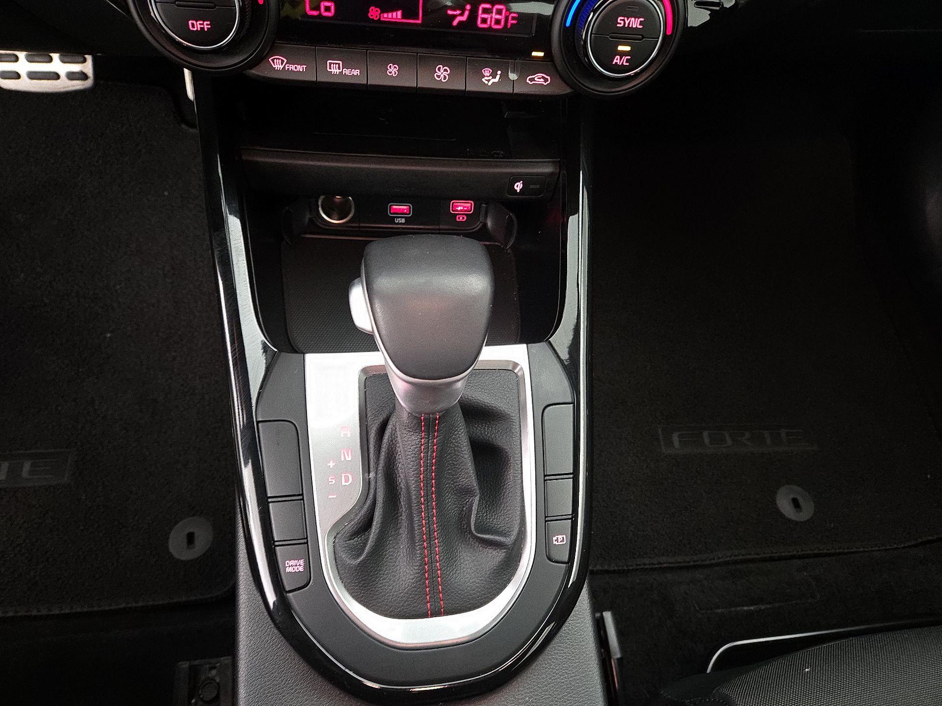 Thumbnail: 2024 Kia Forte - 16