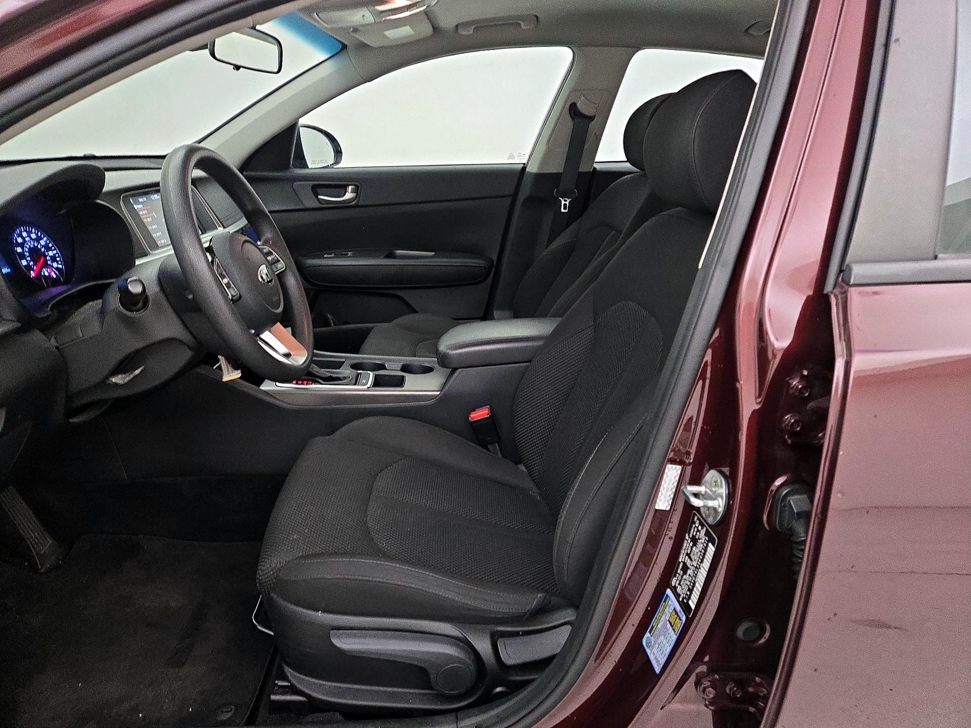 Thumbnail: 2019 Kia Optima - 11