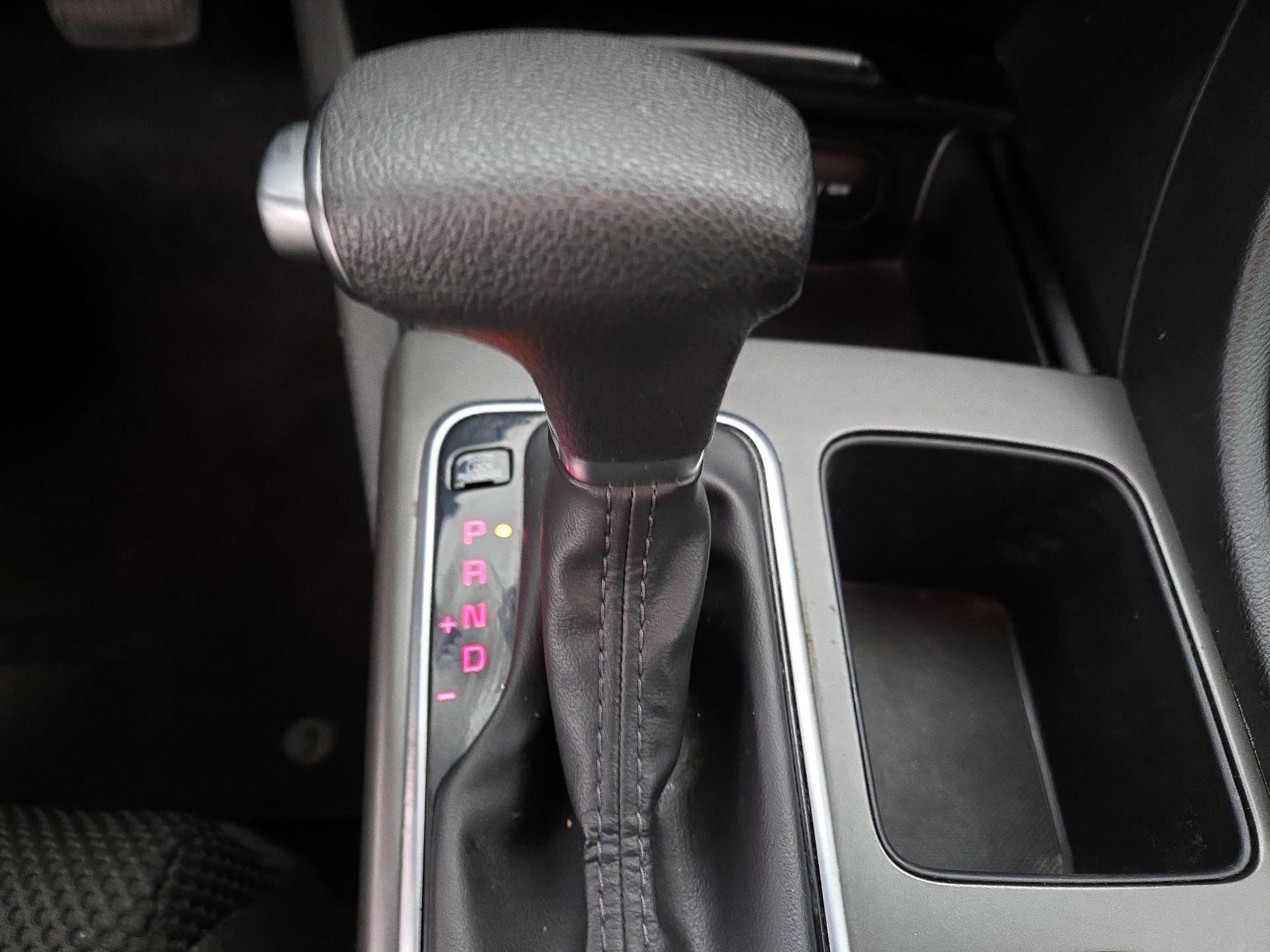 Thumbnail: 2019 Kia Optima - 17