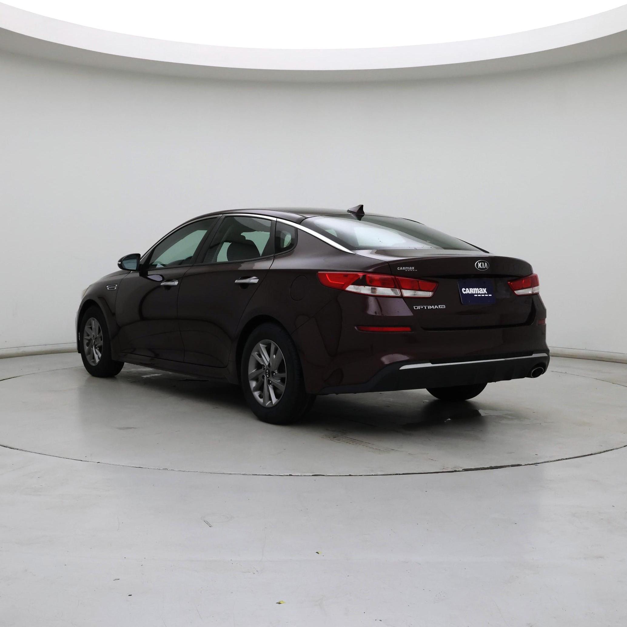 Thumbnail: 2019 Kia Optima - 2