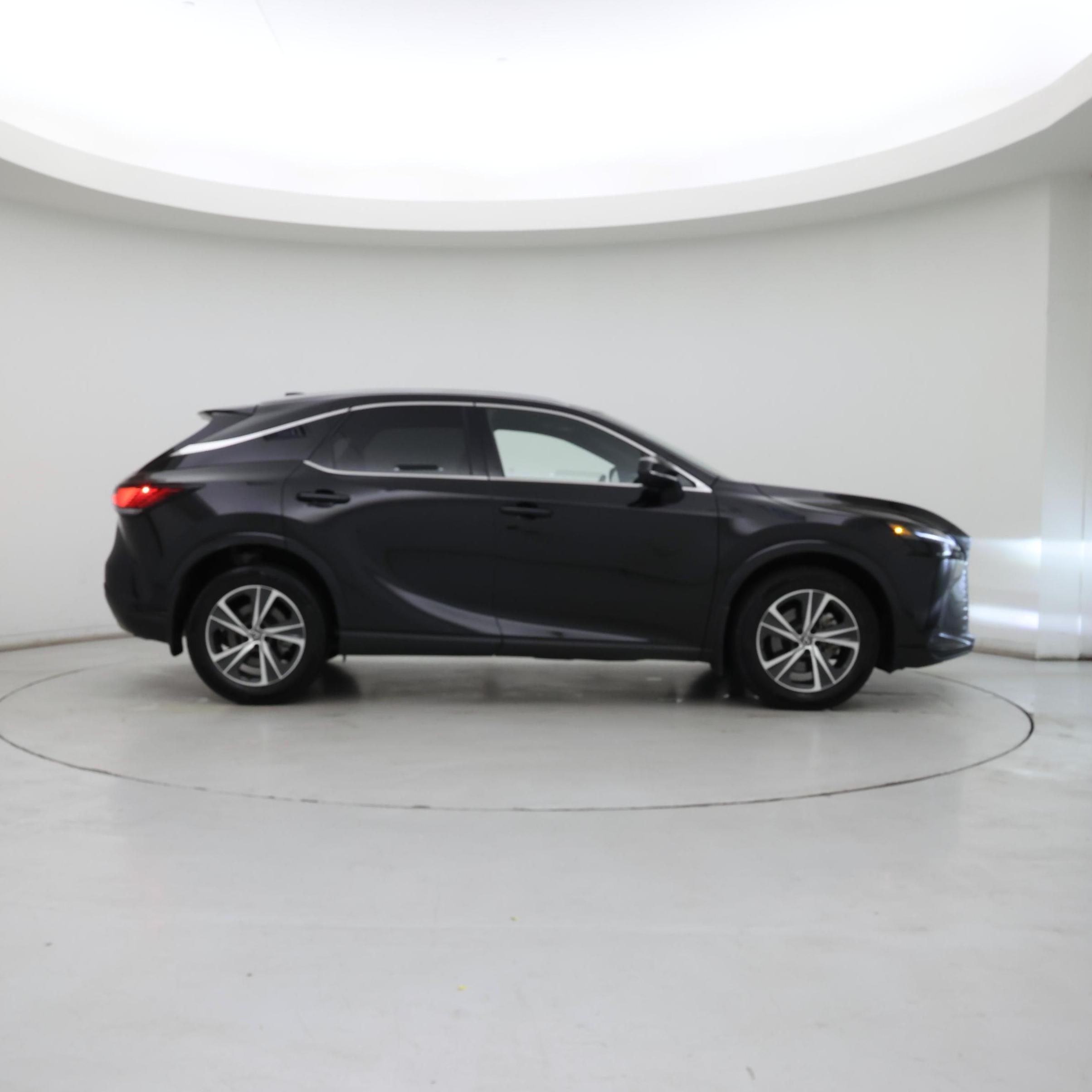 Thumbnail: 2023 Lexus RX - 7