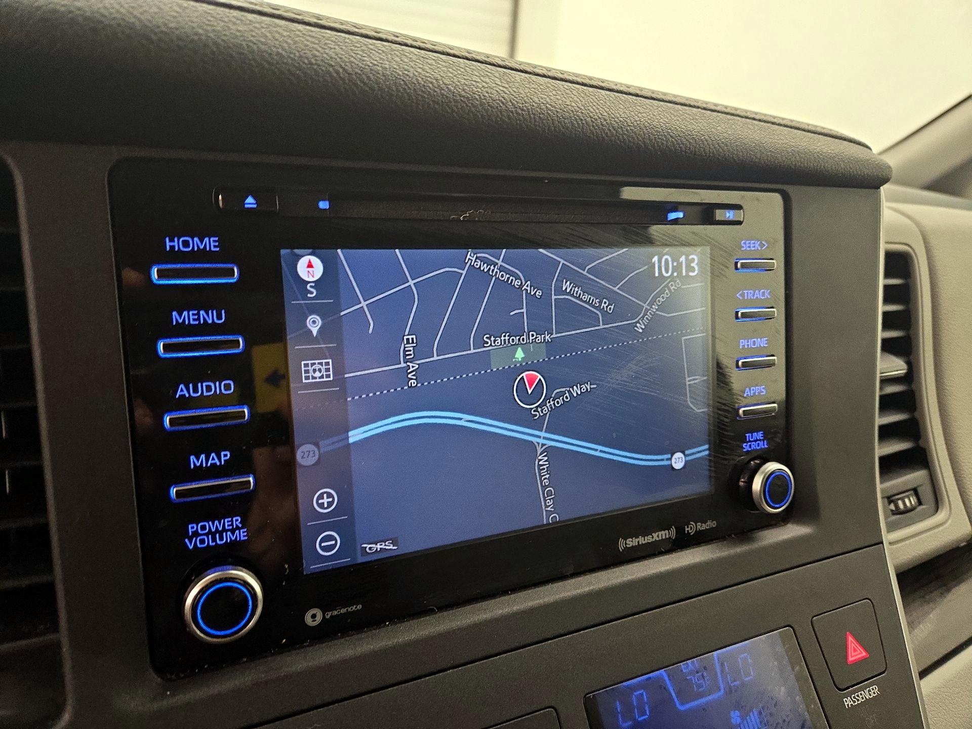 Thumbnail: 2020 Toyota Sienna - 14