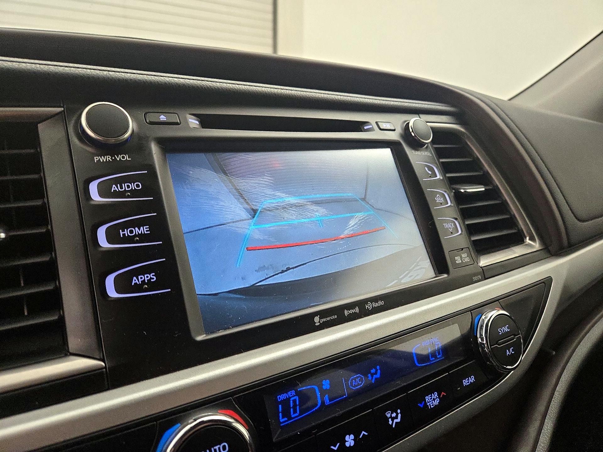 Thumbnail: 2017 Toyota Highlander - 14