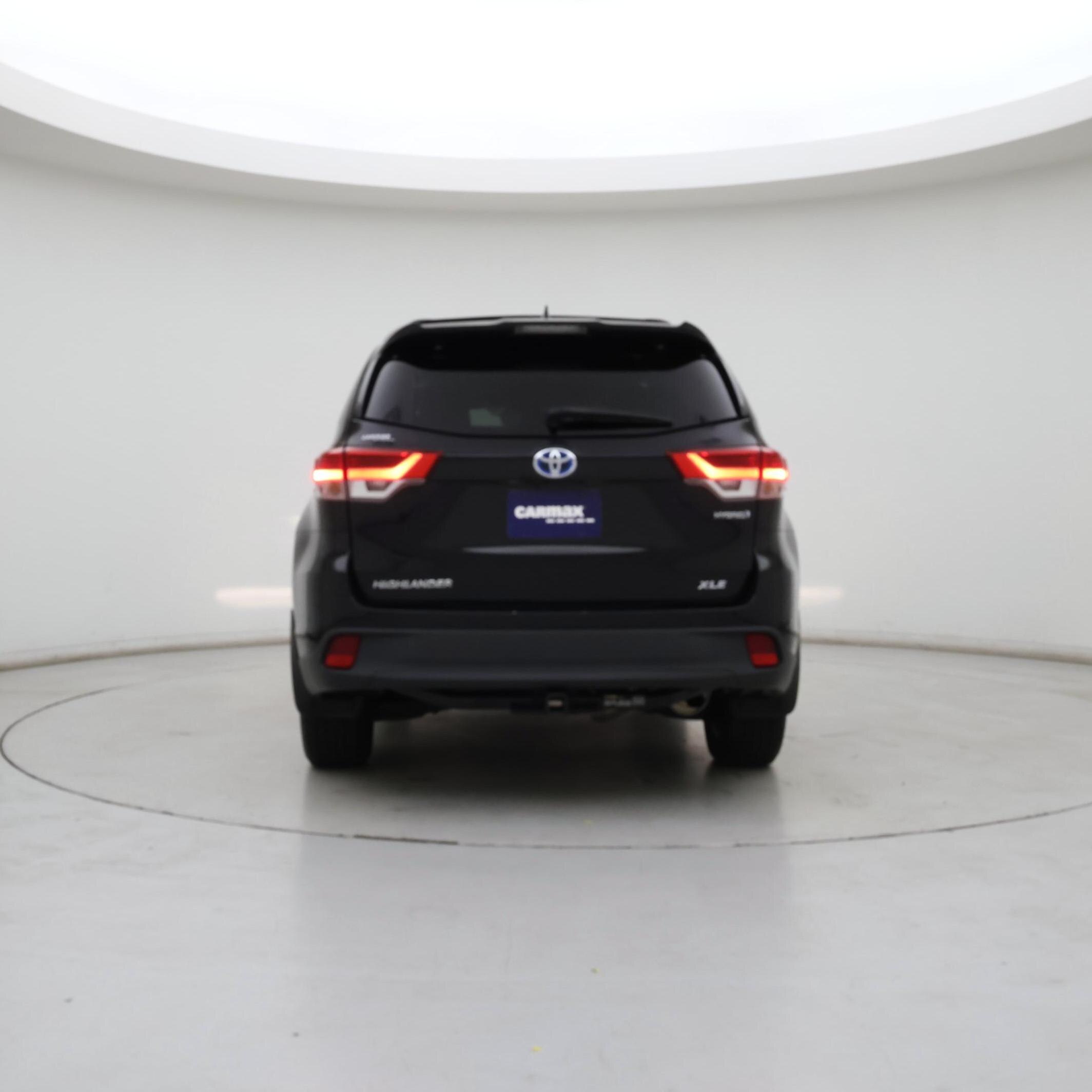 Thumbnail: 2017 Toyota Highlander - 6