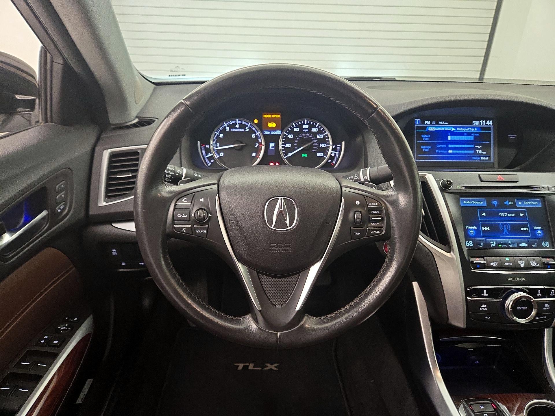 Thumbnail: 2015 Acura TLX - 10