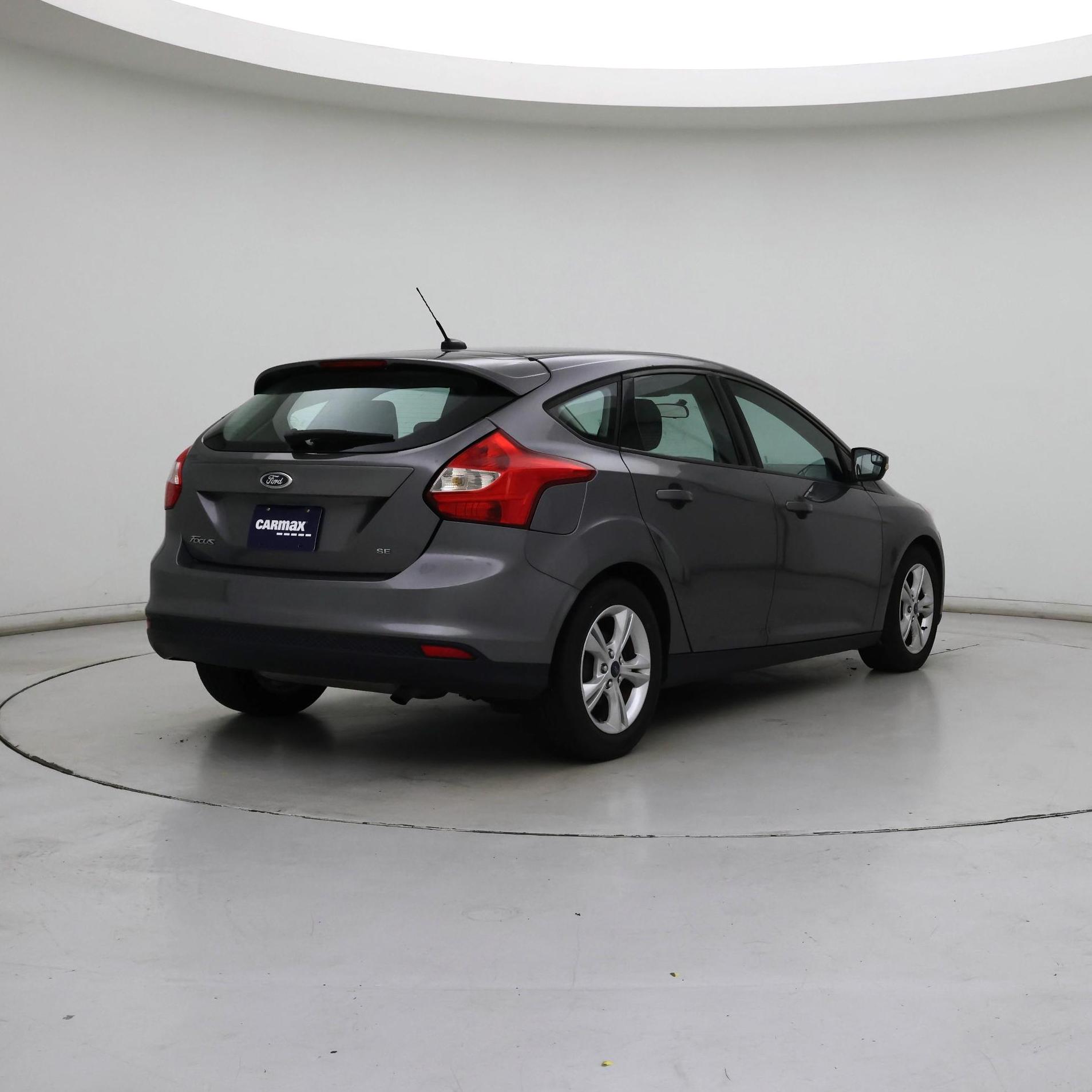 Thumbnail: 2014 Ford Focus - 8