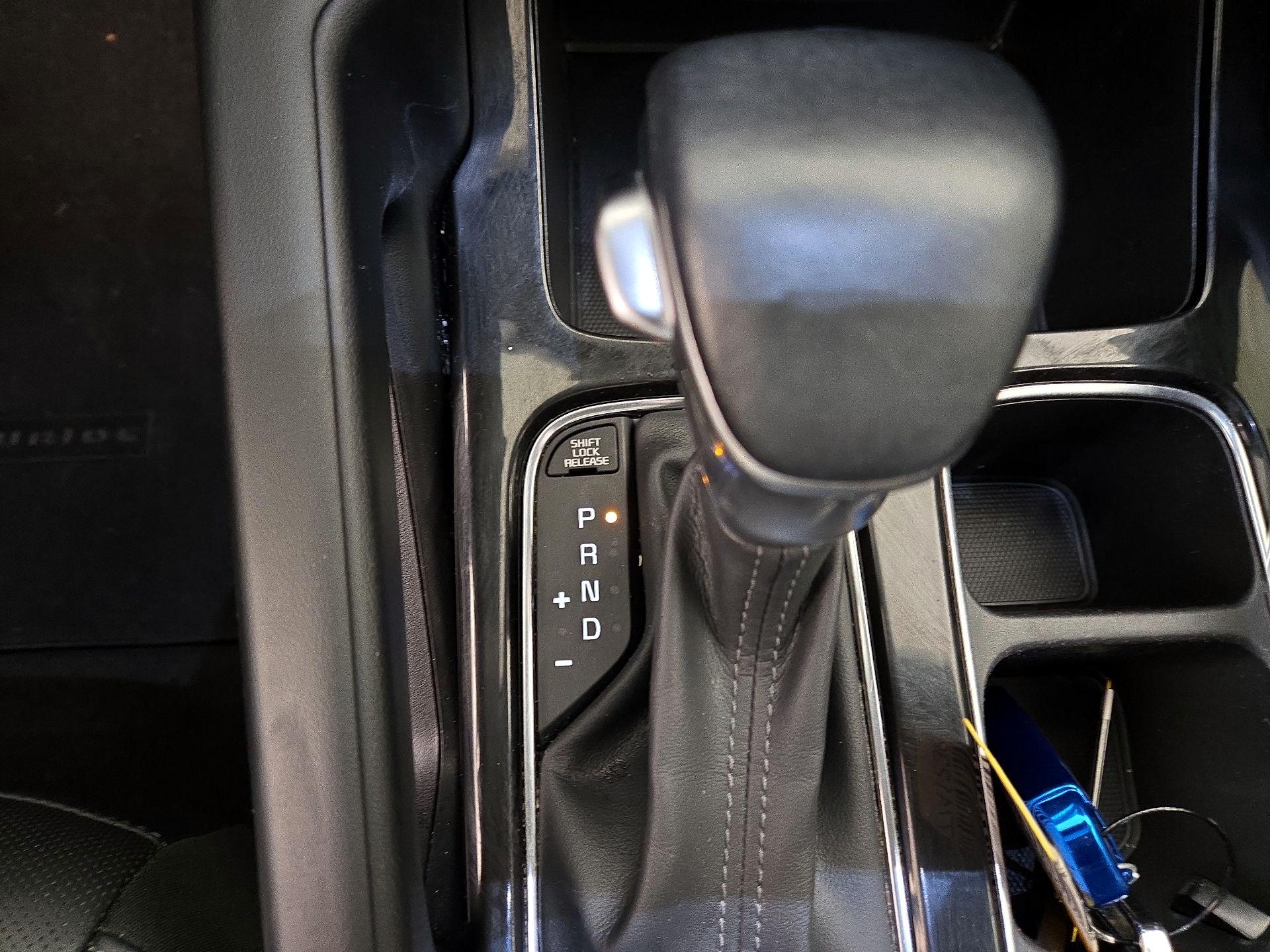 Thumbnail: 2020 Kia Telluride - 17