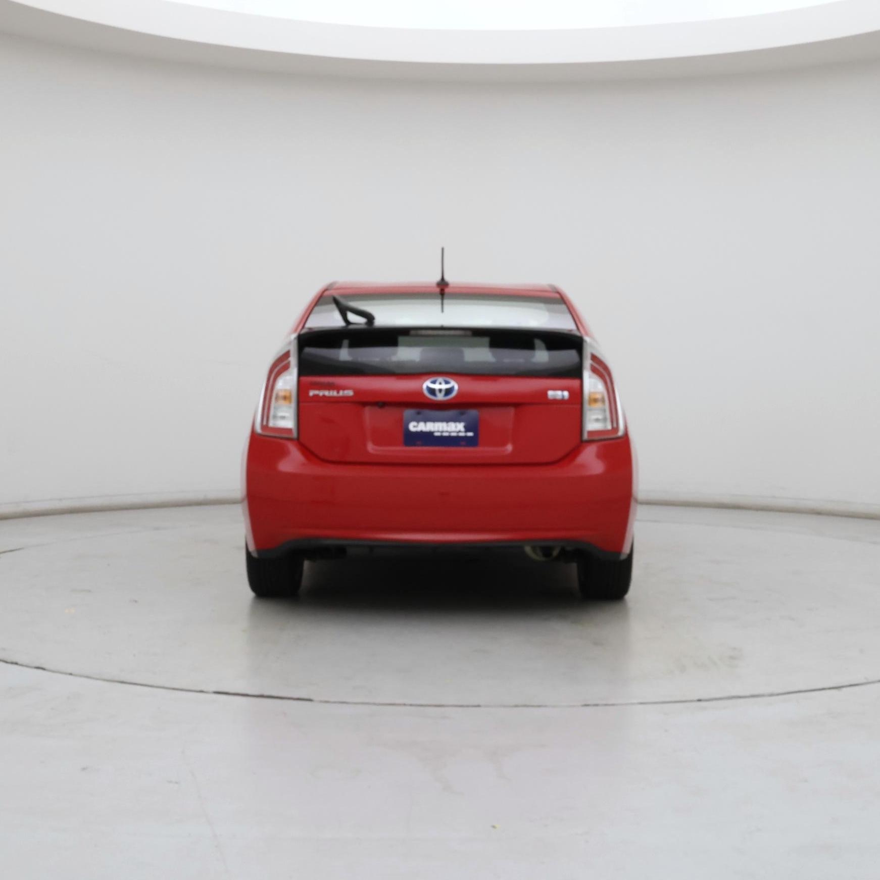 Thumbnail: 2015 Toyota Prius - 6