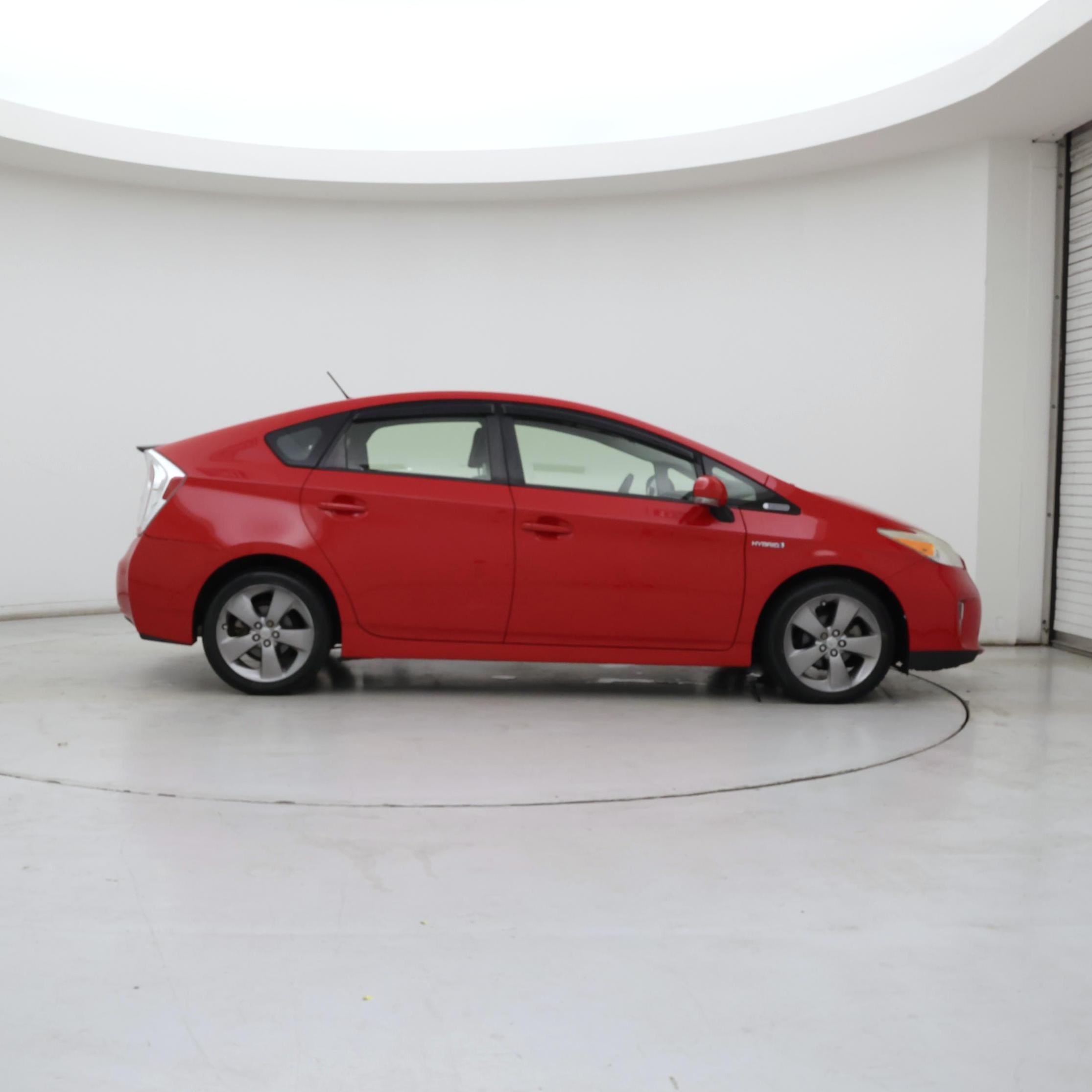 Thumbnail: 2015 Toyota Prius - 7