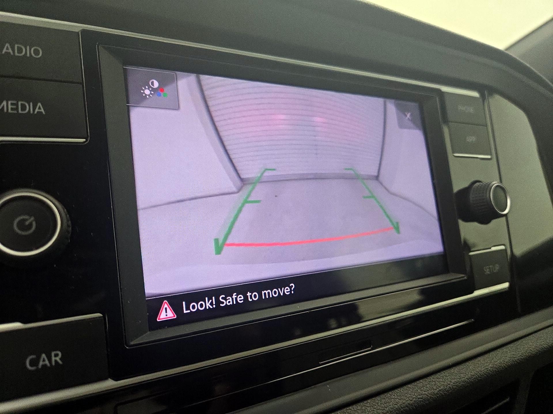 Thumbnail: 2019 Volkswagen Jetta - 14