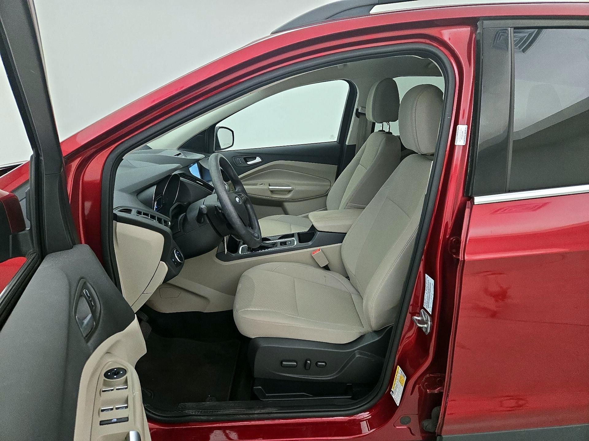 Thumbnail: 2017 Ford Escape - 11
